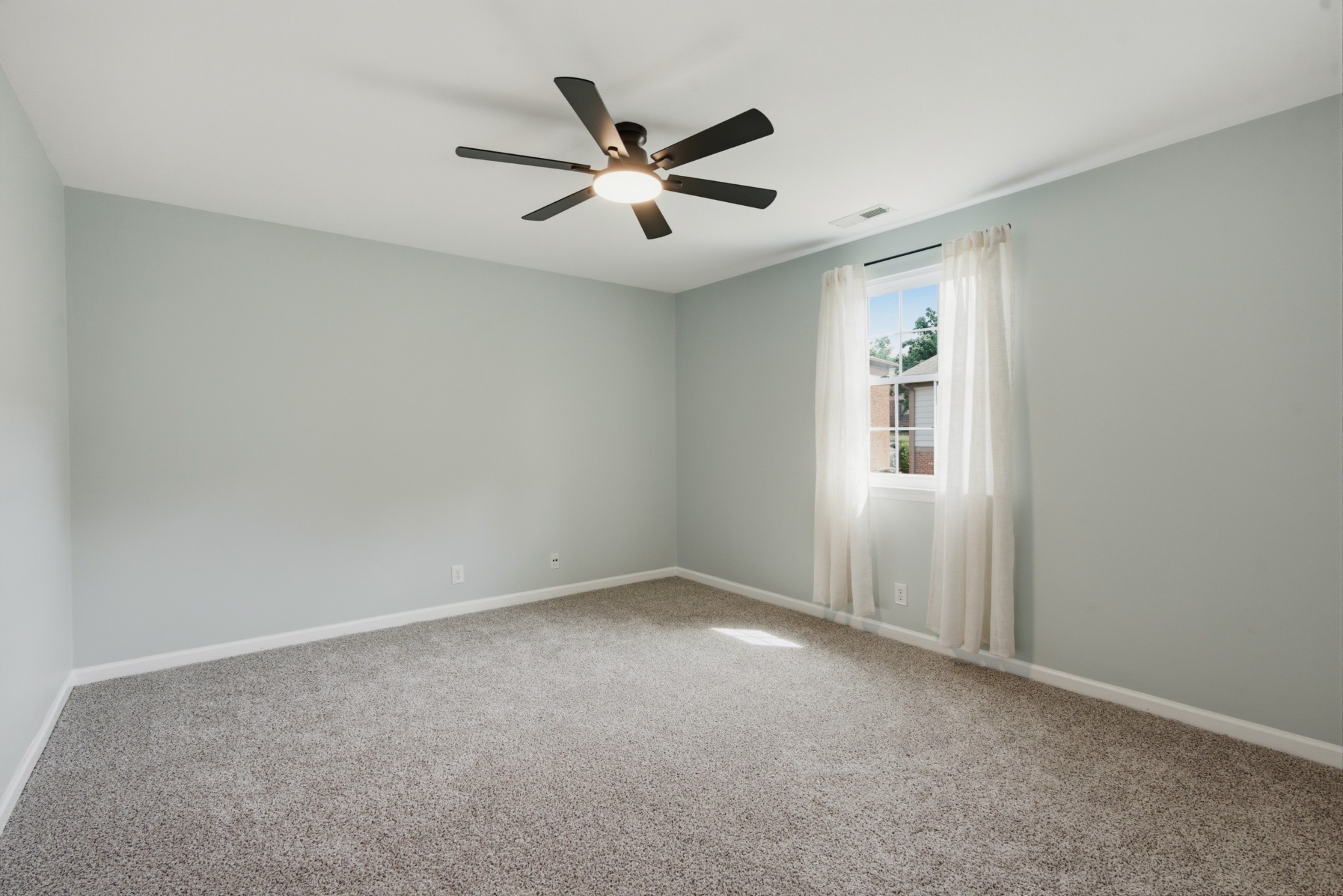 5767 Brentwood Trce