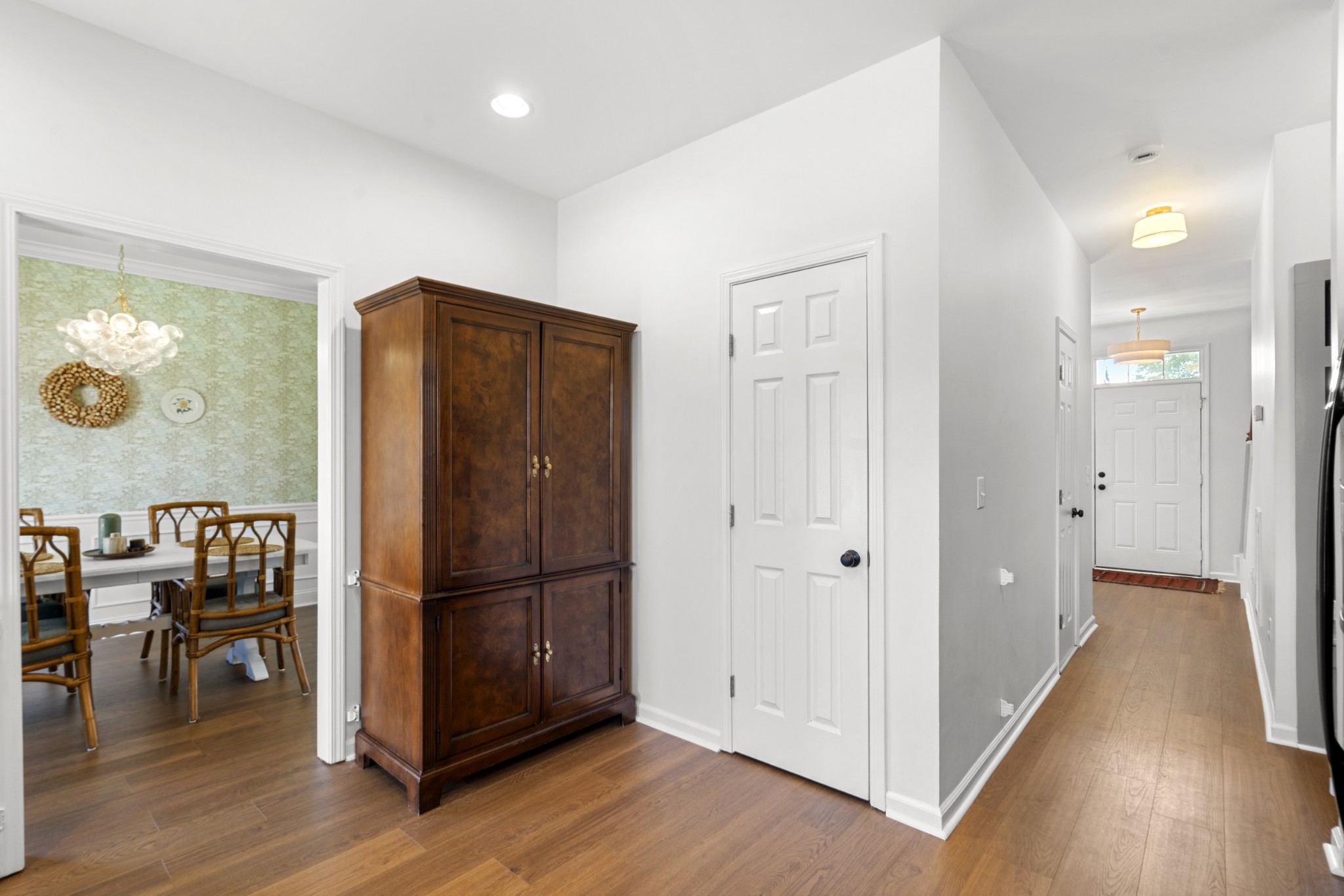 1725 Stephenson Ln