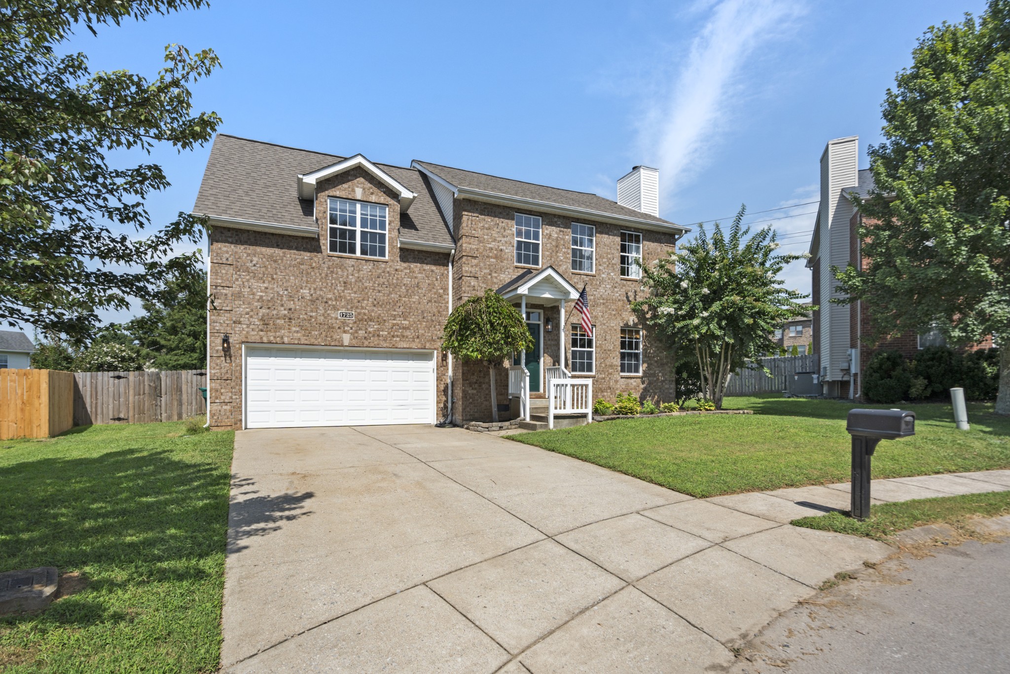 1725 Stephenson Ln