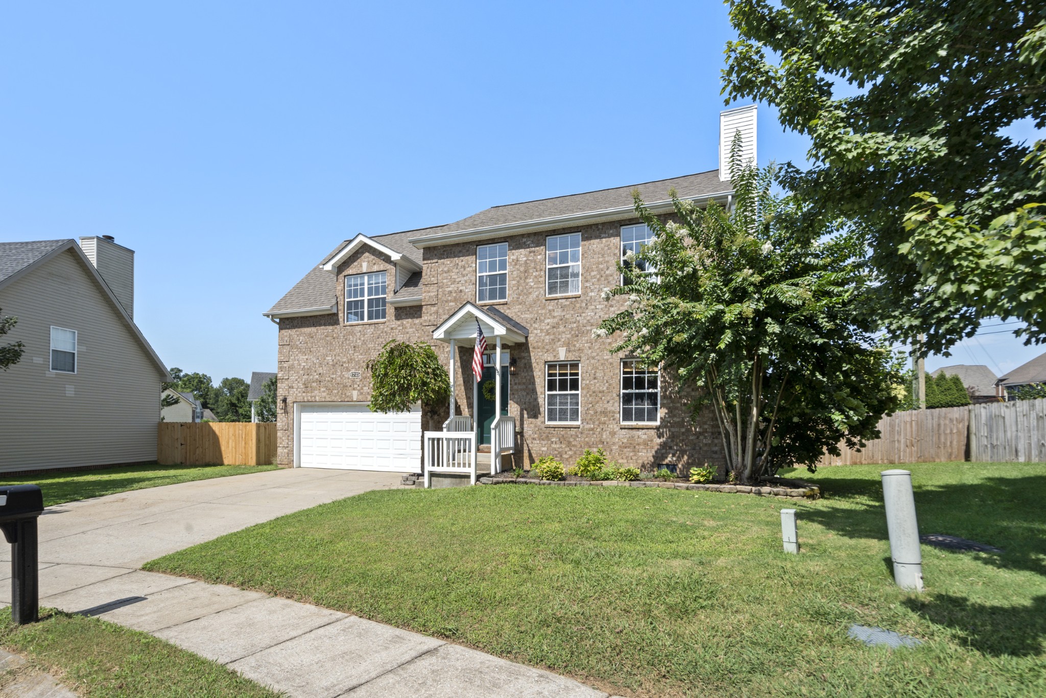 1725 Stephenson Ln
