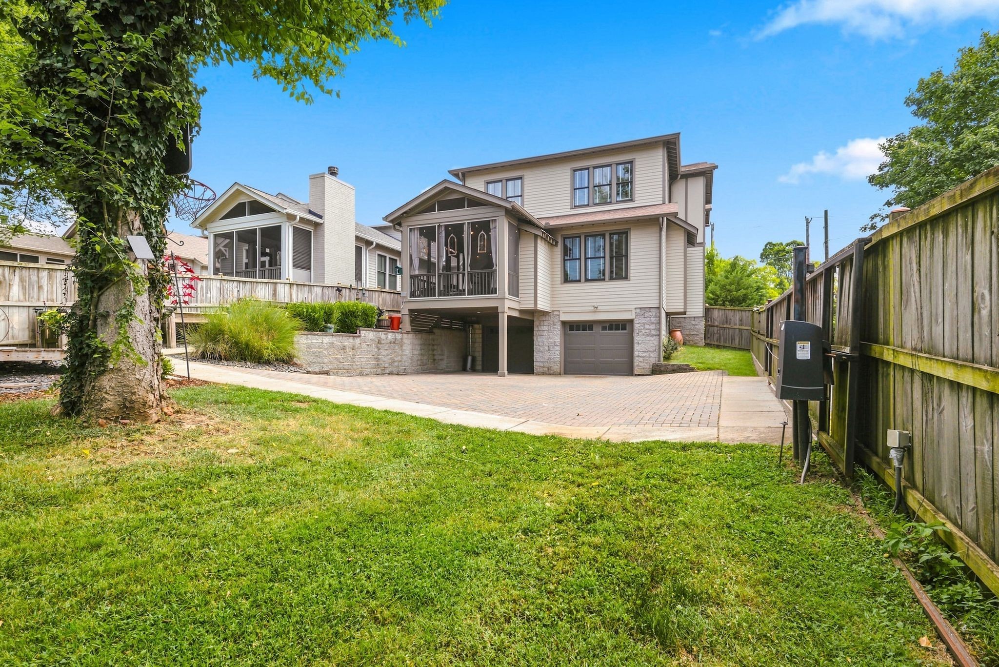 2511 Natchez Trce