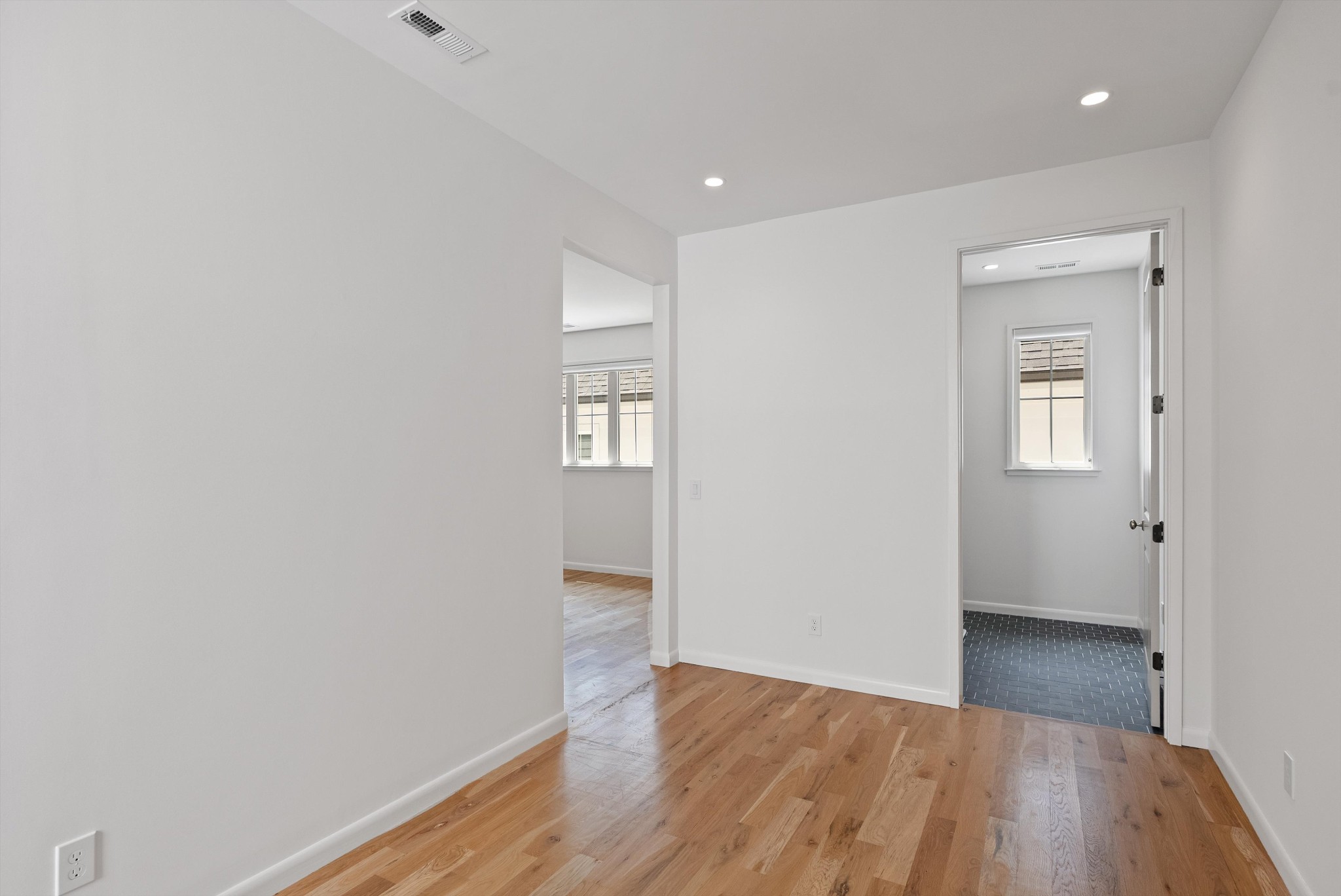 4116 Eden Ave Unit: A