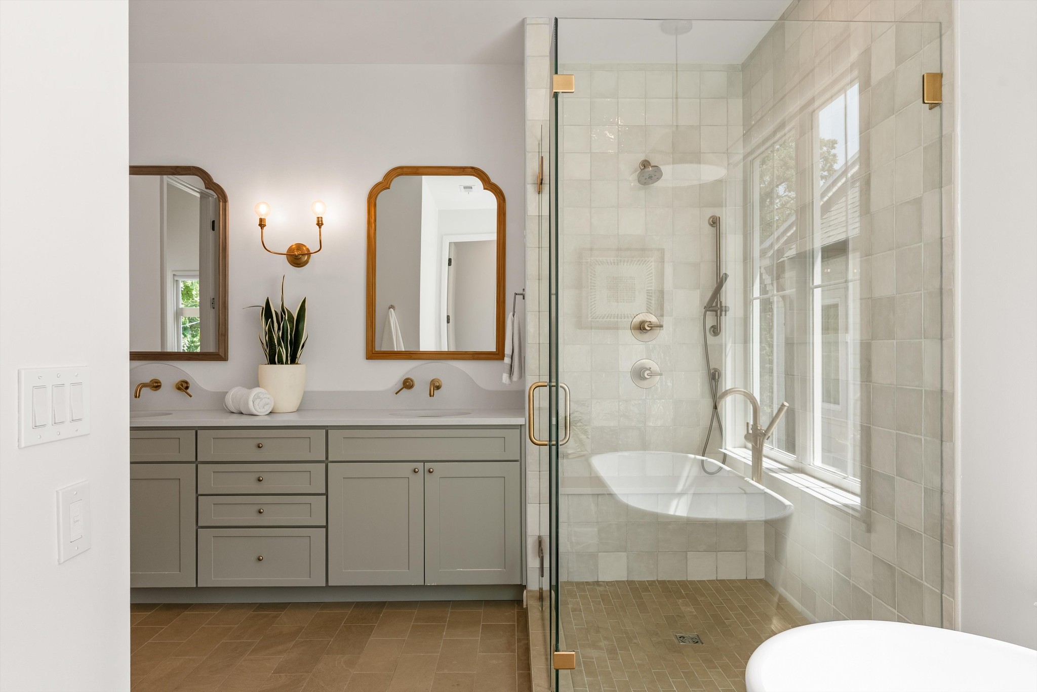 4116 Eden Ave Unit: A