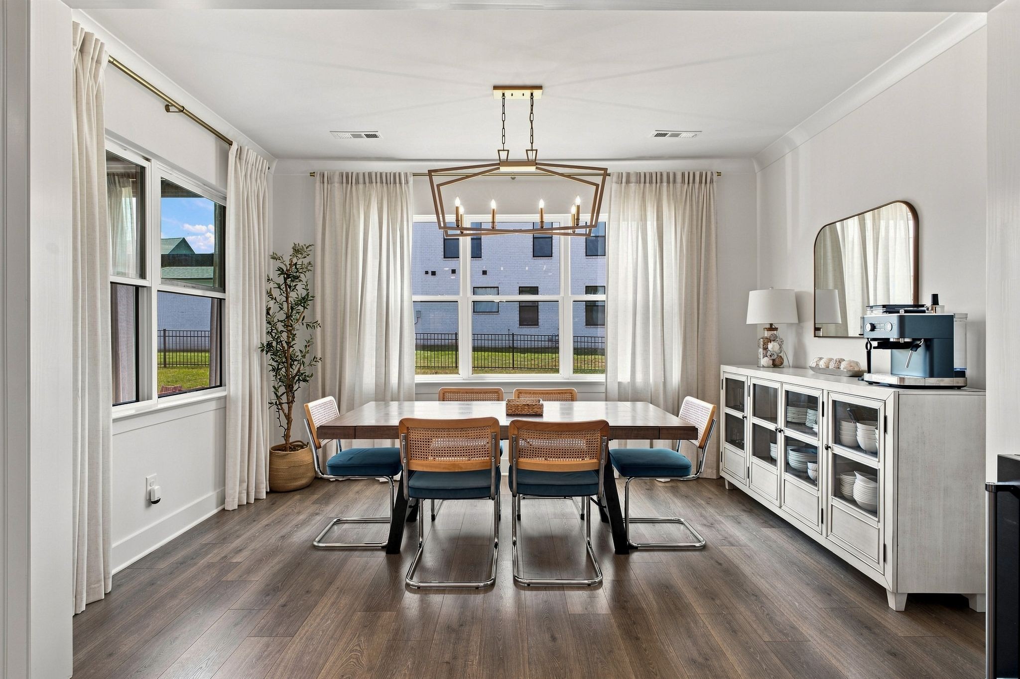 3487 Burgate Trl