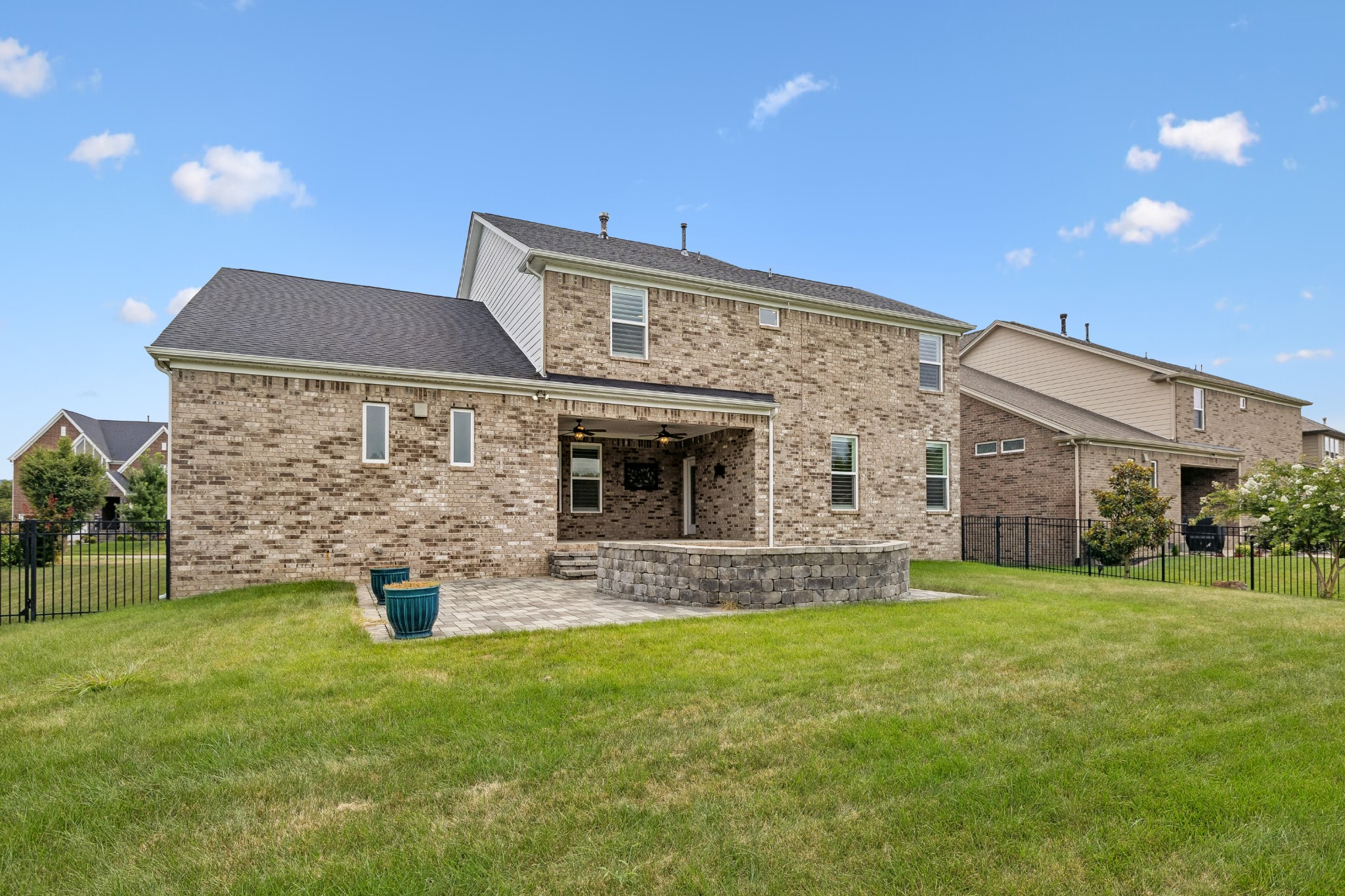 3231 Bradfield Dr