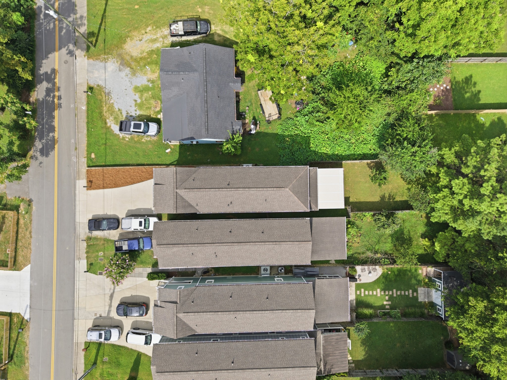 921A Thomas Ave