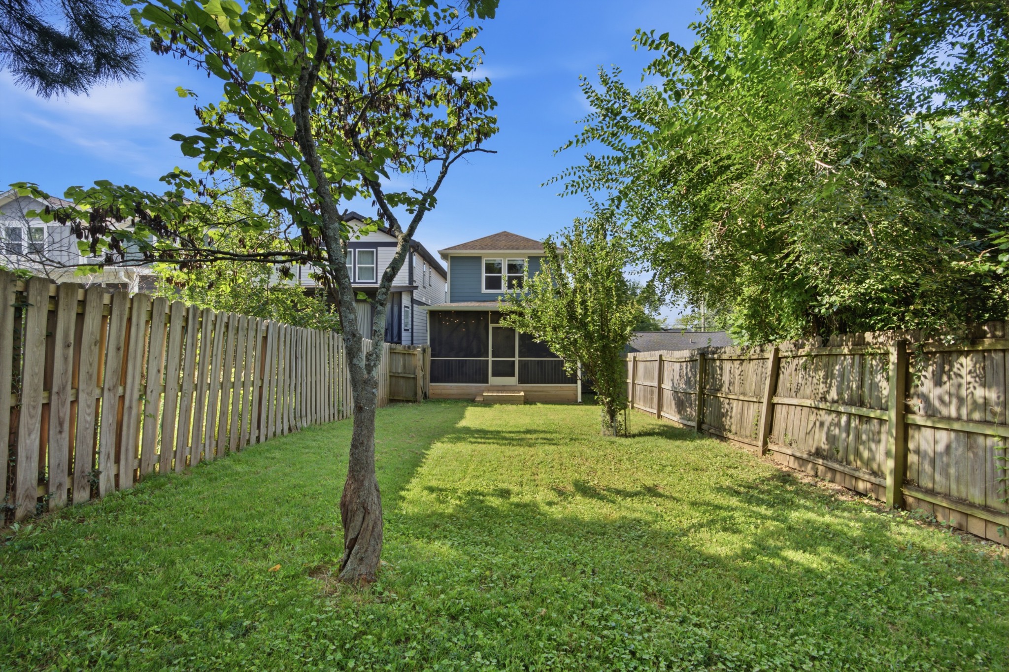 921A Thomas Ave