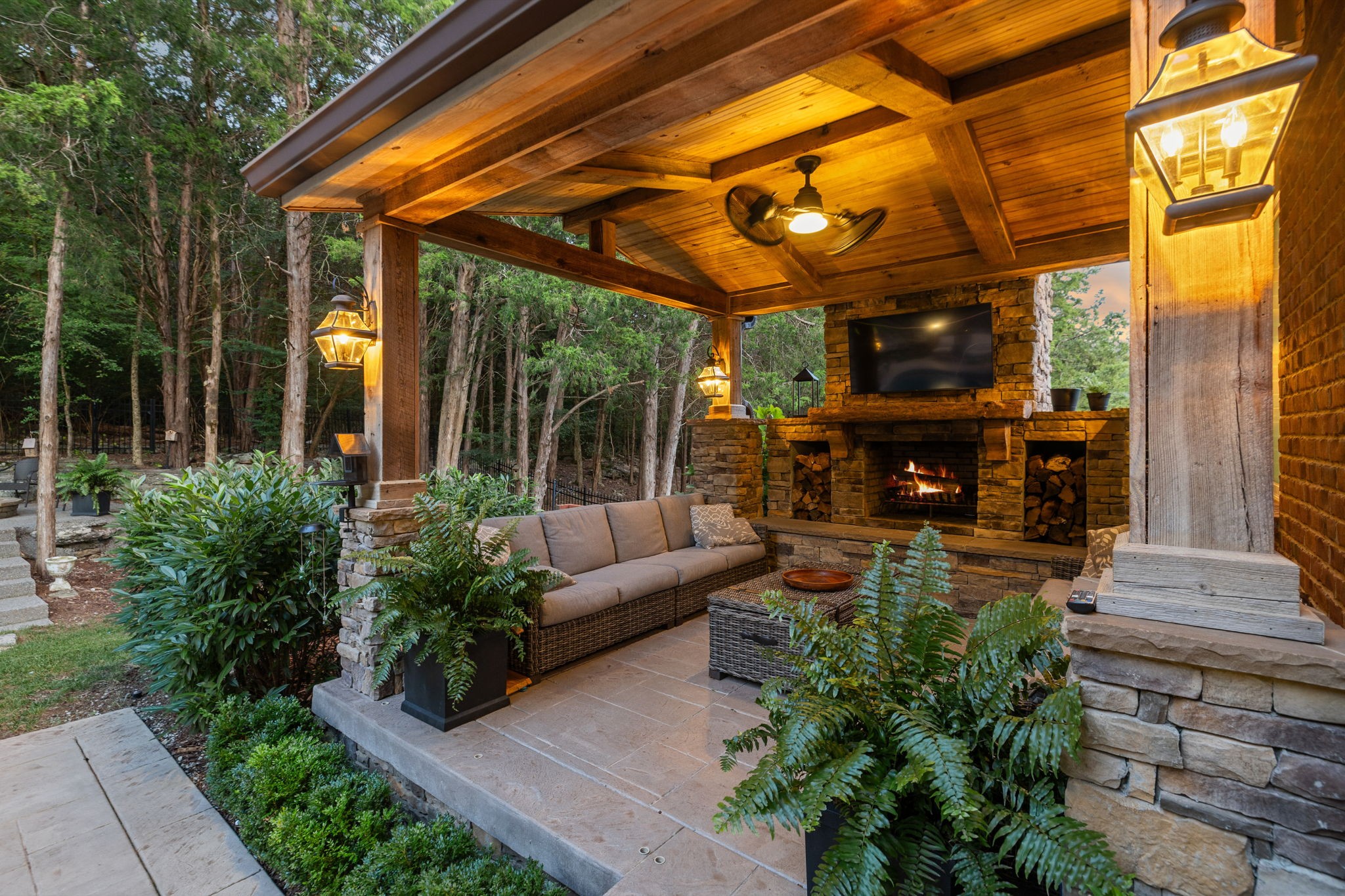 894 Arlington Heights