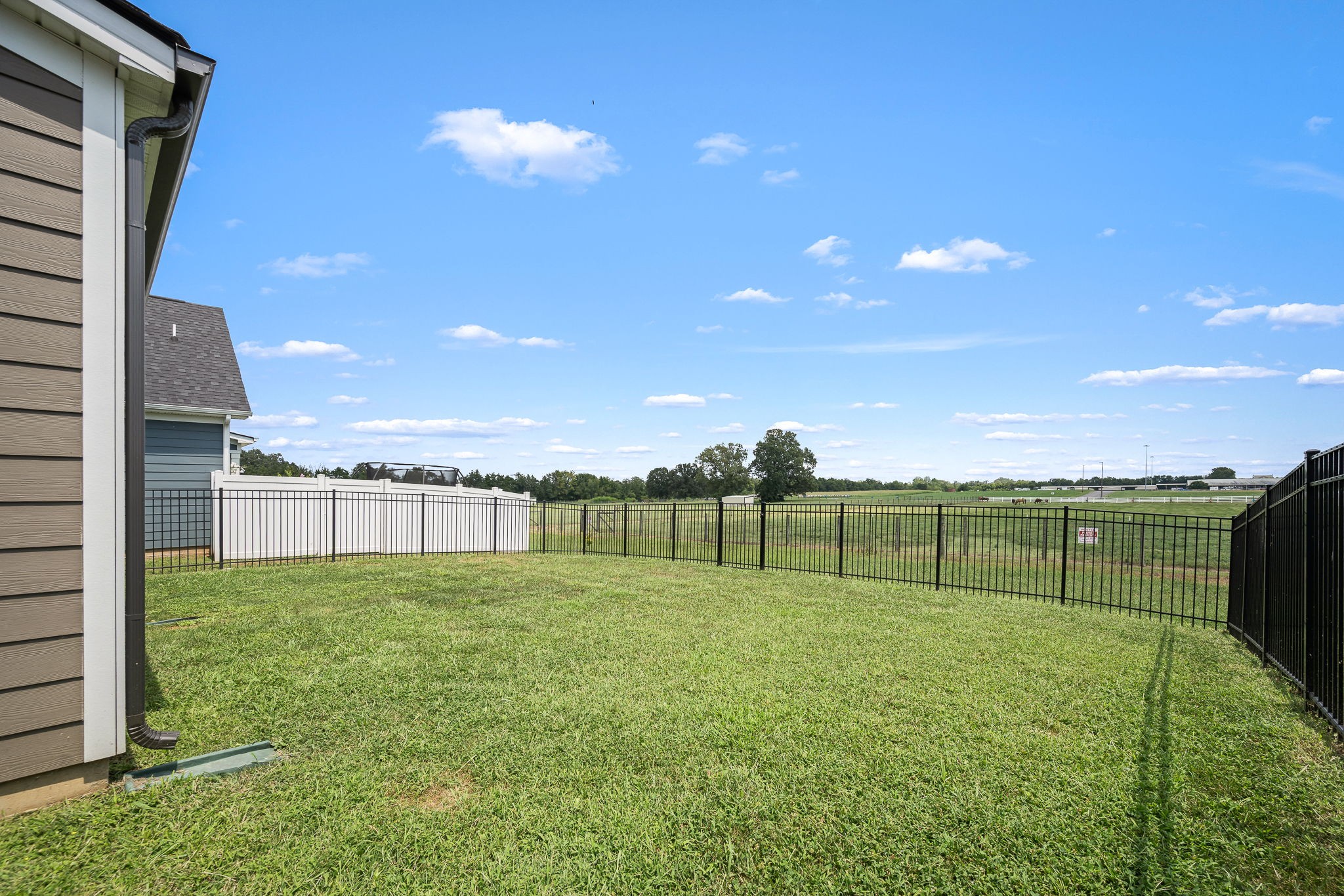 3632 Caroline Farms Dr