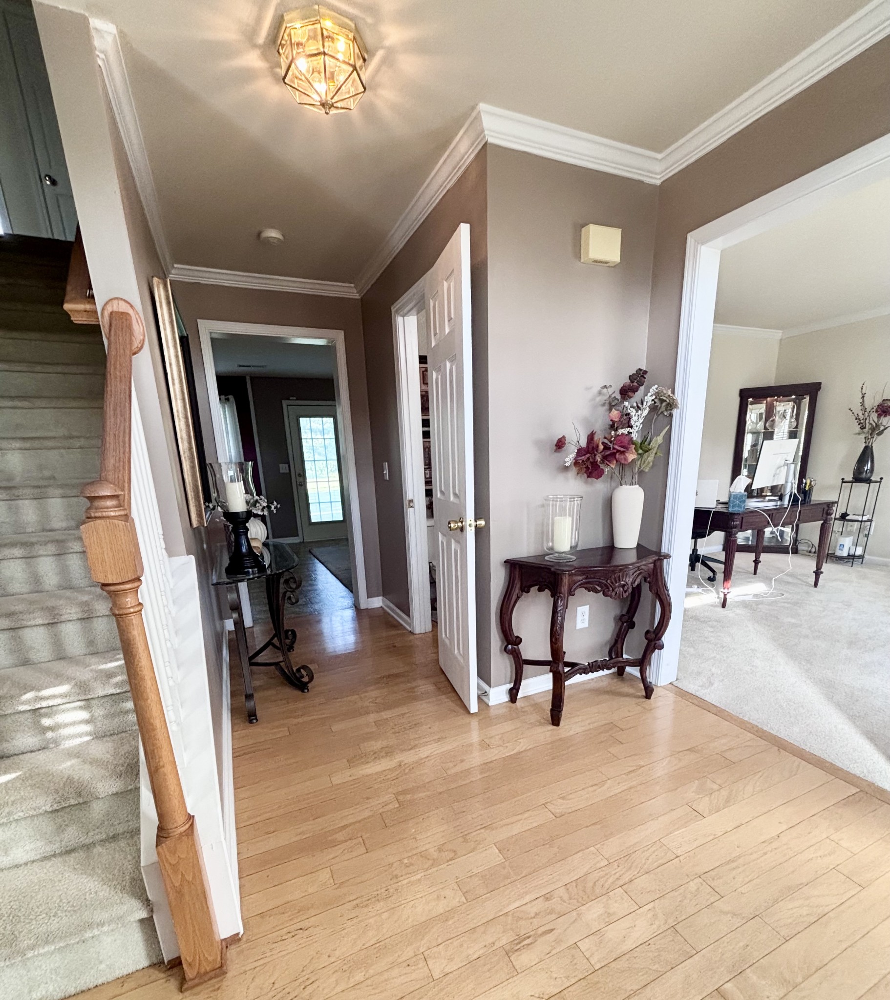 2252 Hayward Ln