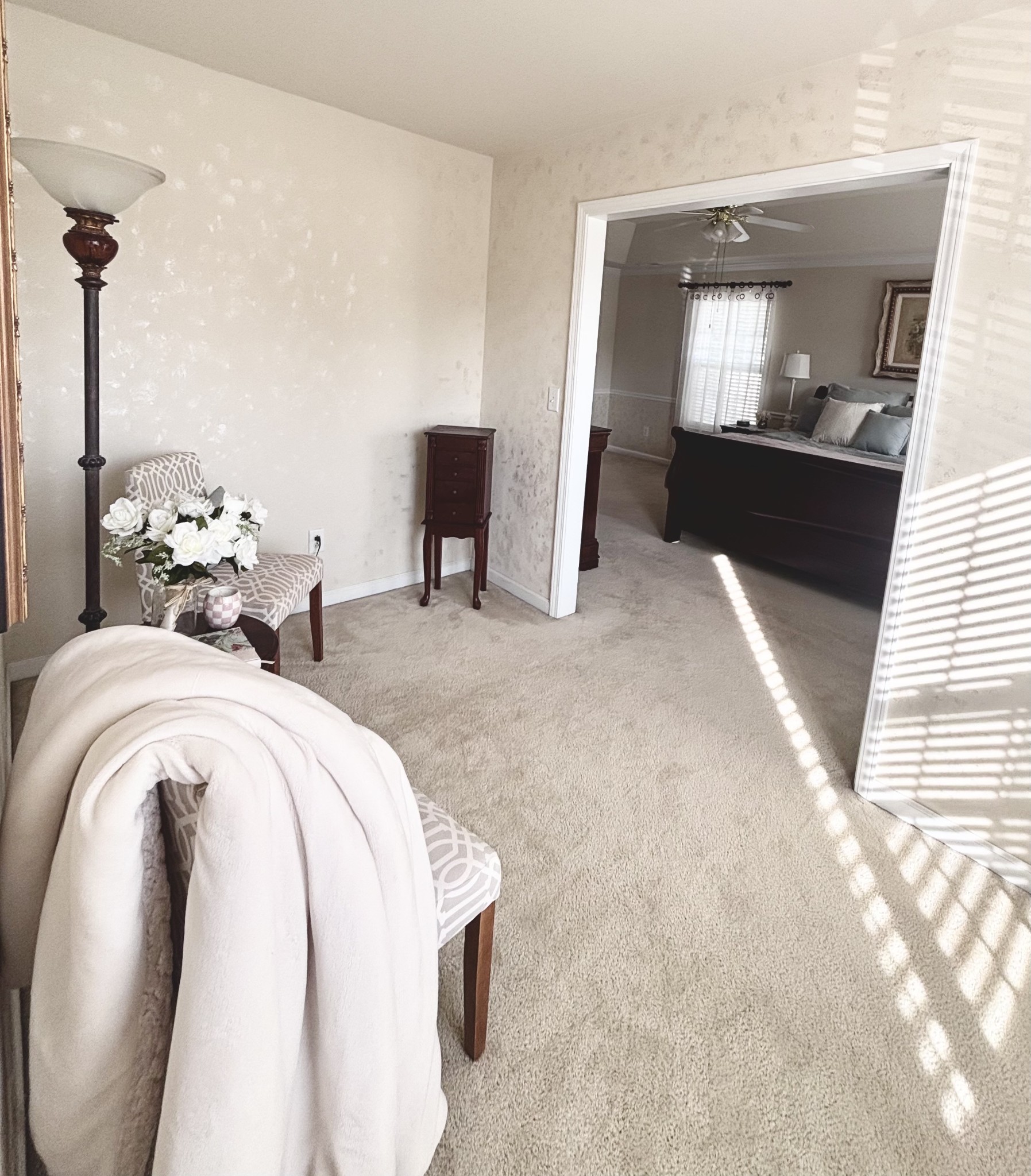 2252 Hayward Ln