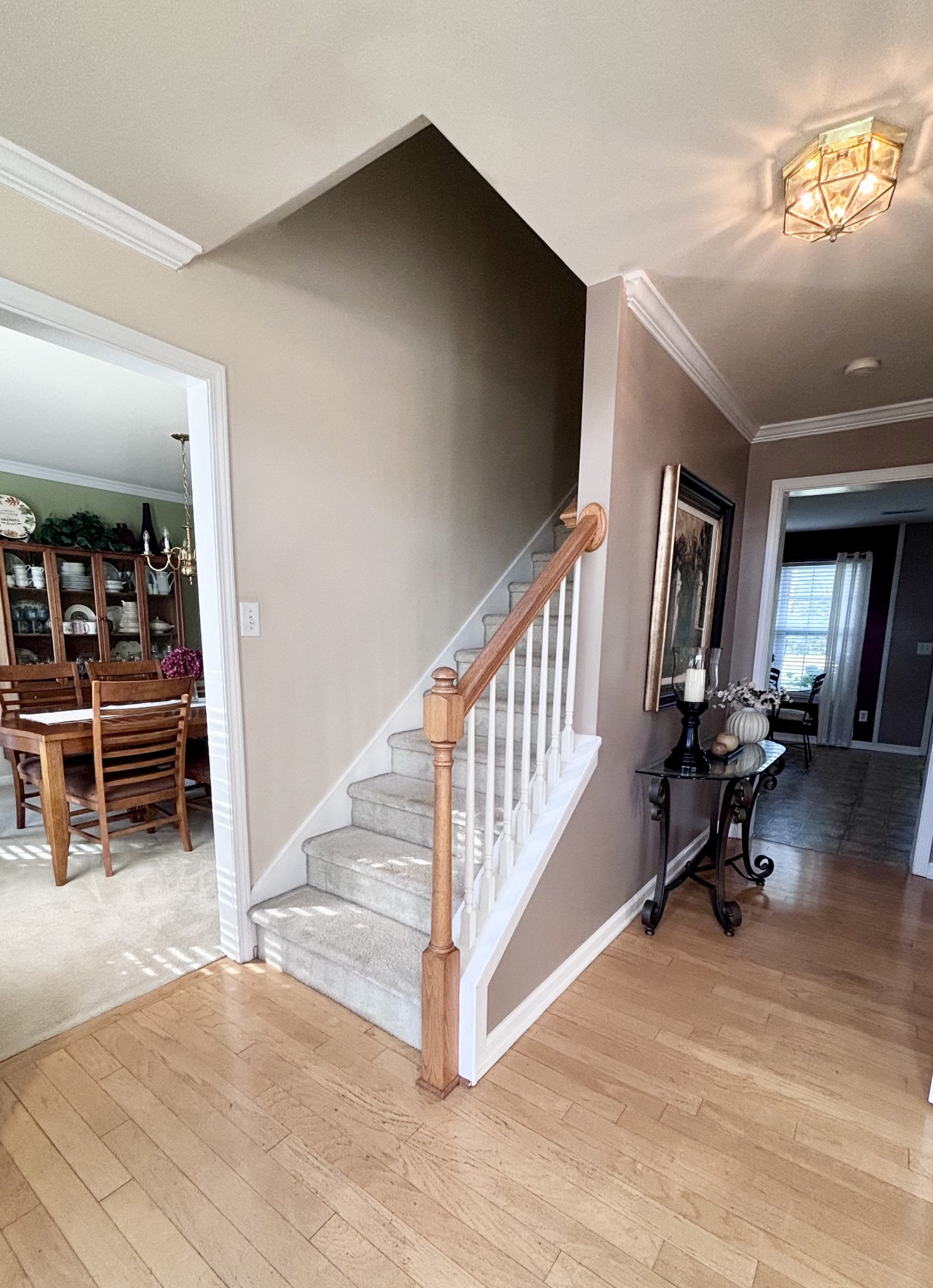 2252 Hayward Ln