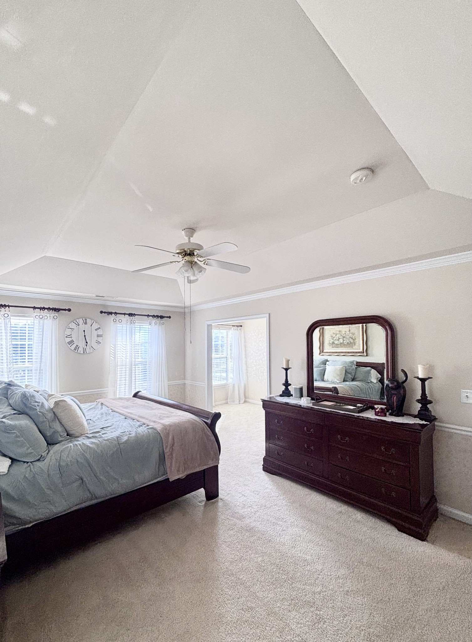 2252 Hayward Ln