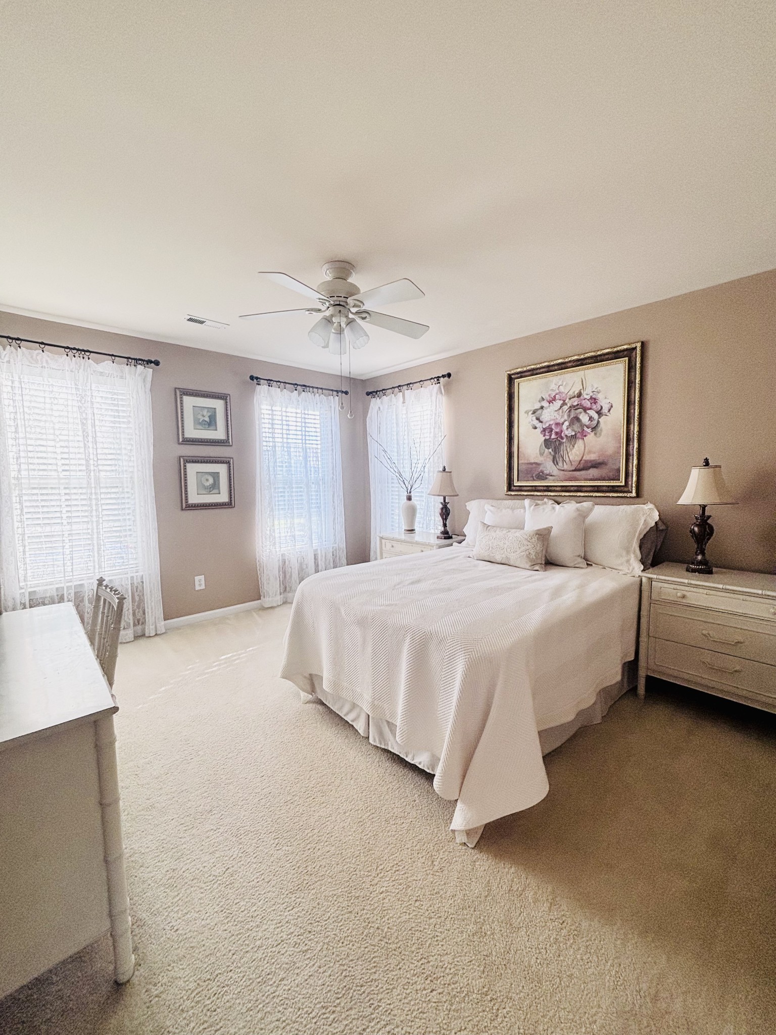 2252 Hayward Ln