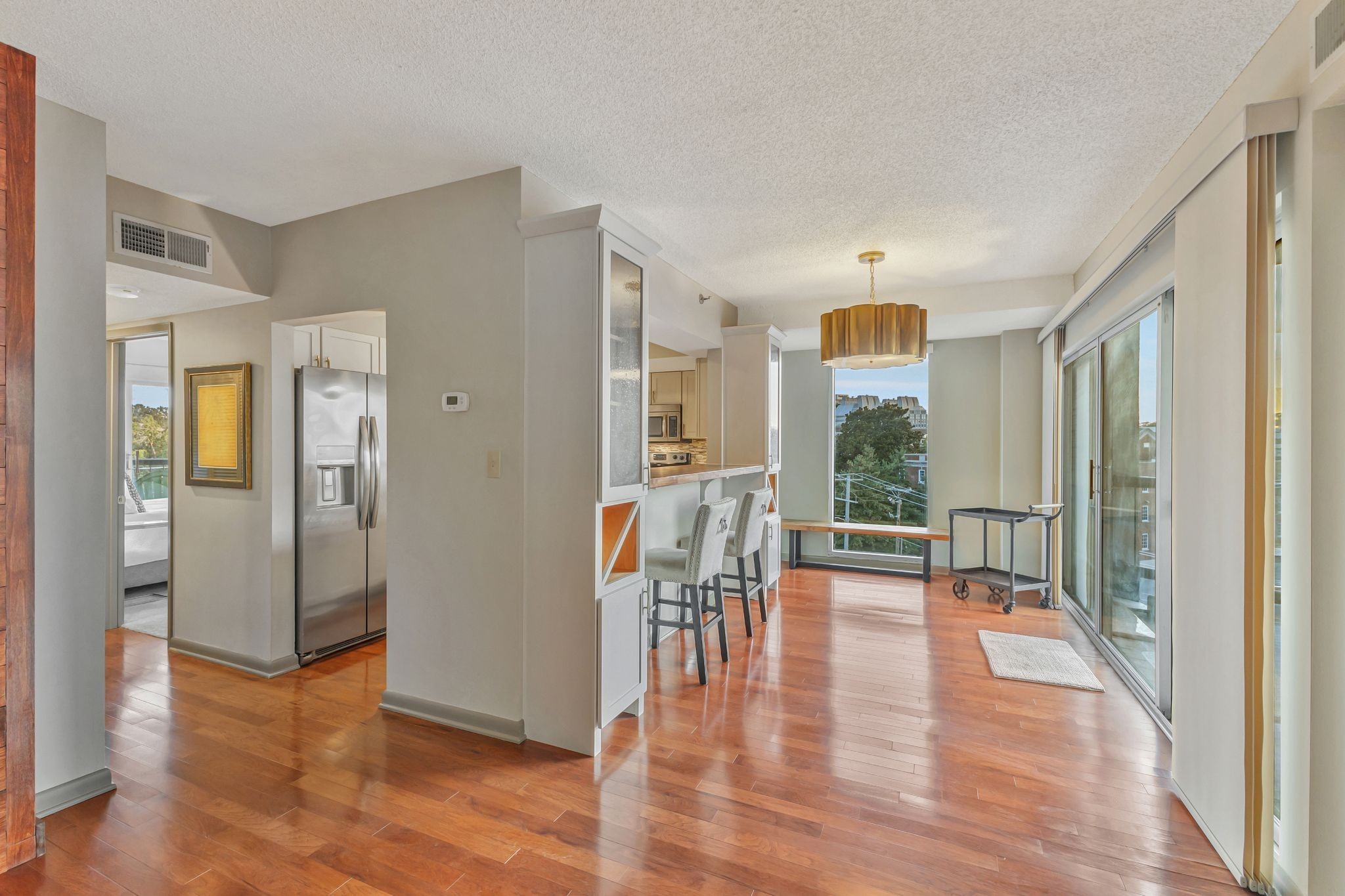 900 19th Ave, S Unit: 708