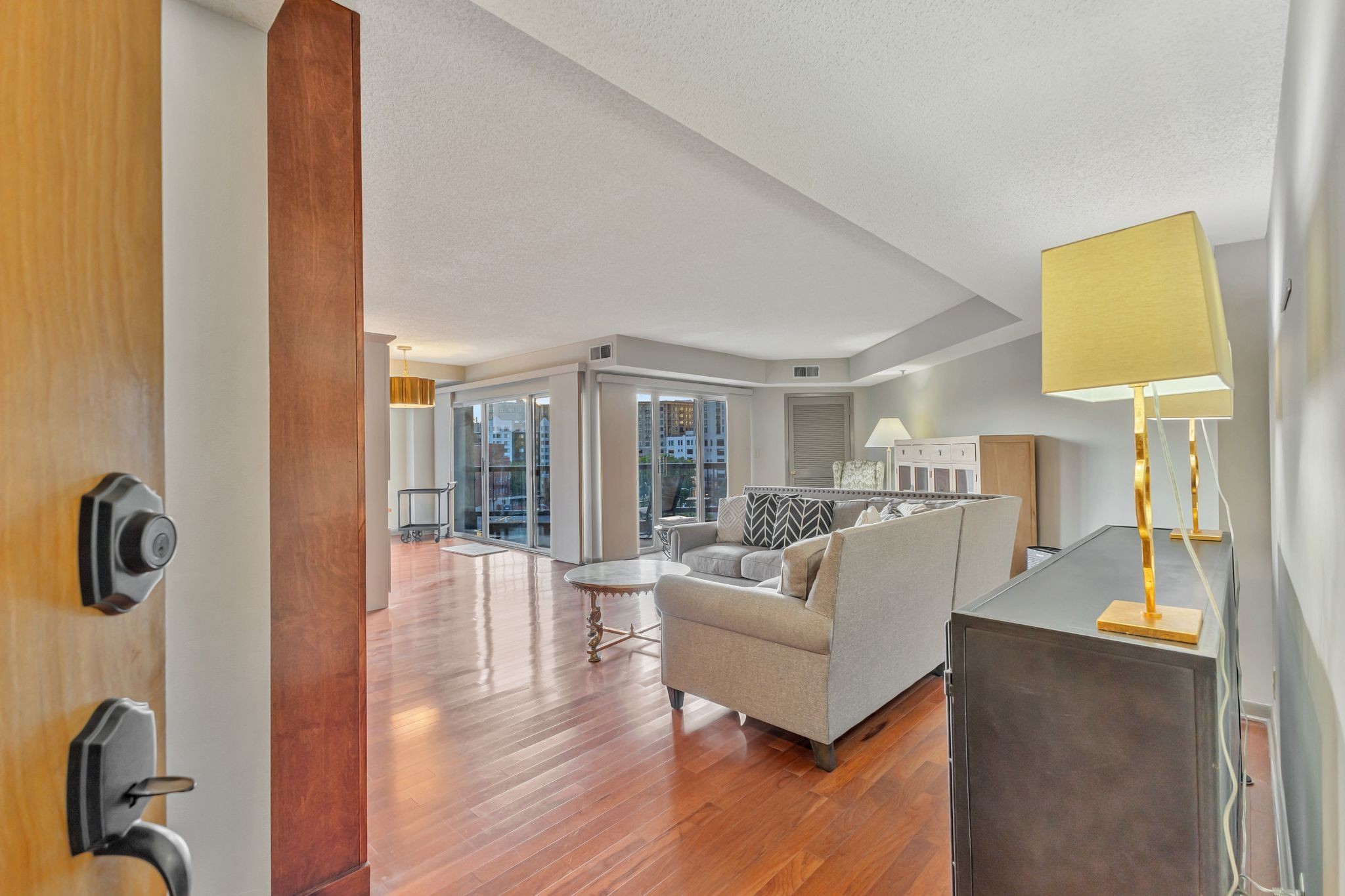 900 19th Ave, S Unit: 708
