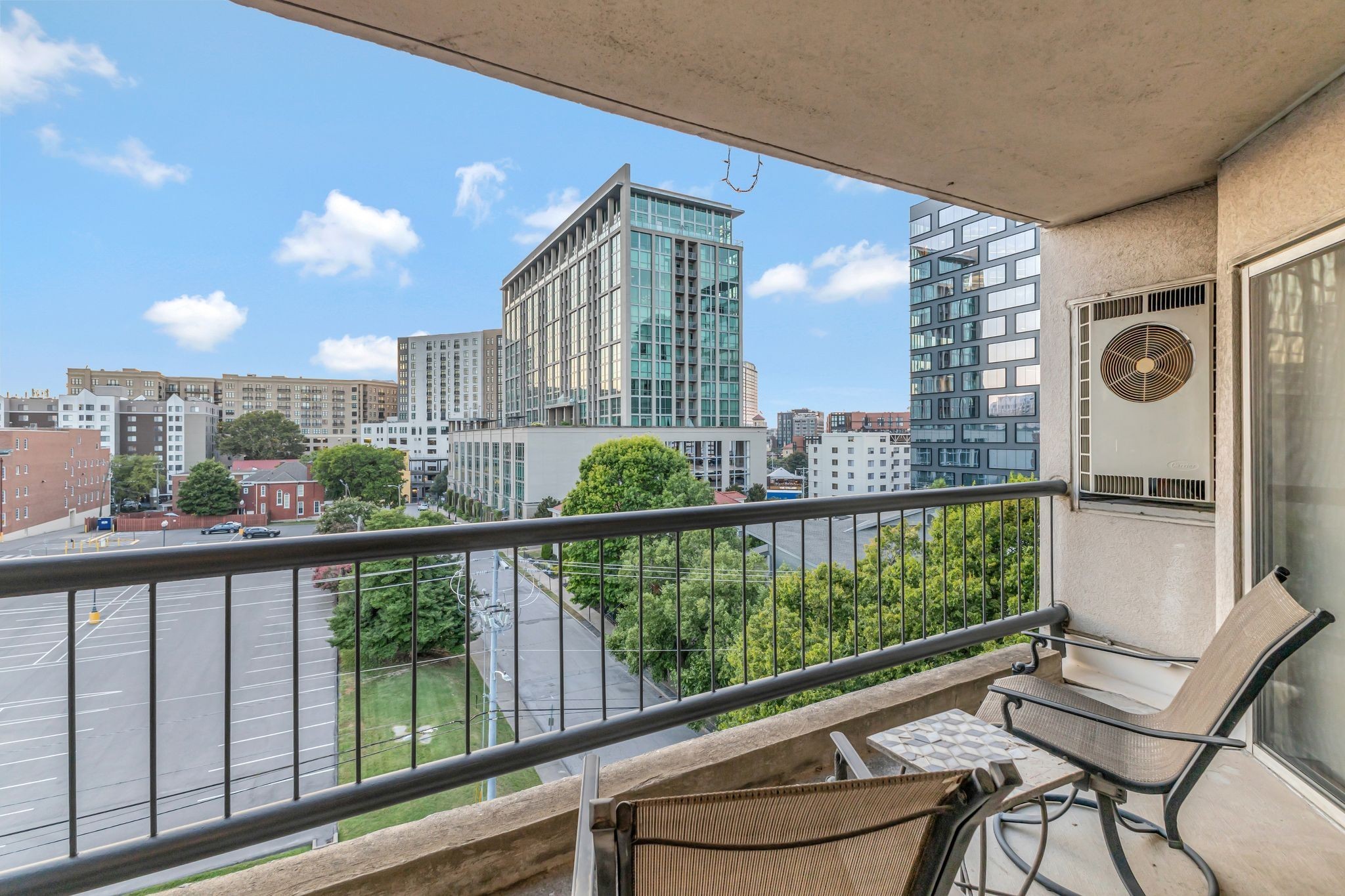 900 19th Ave, S Unit: 708