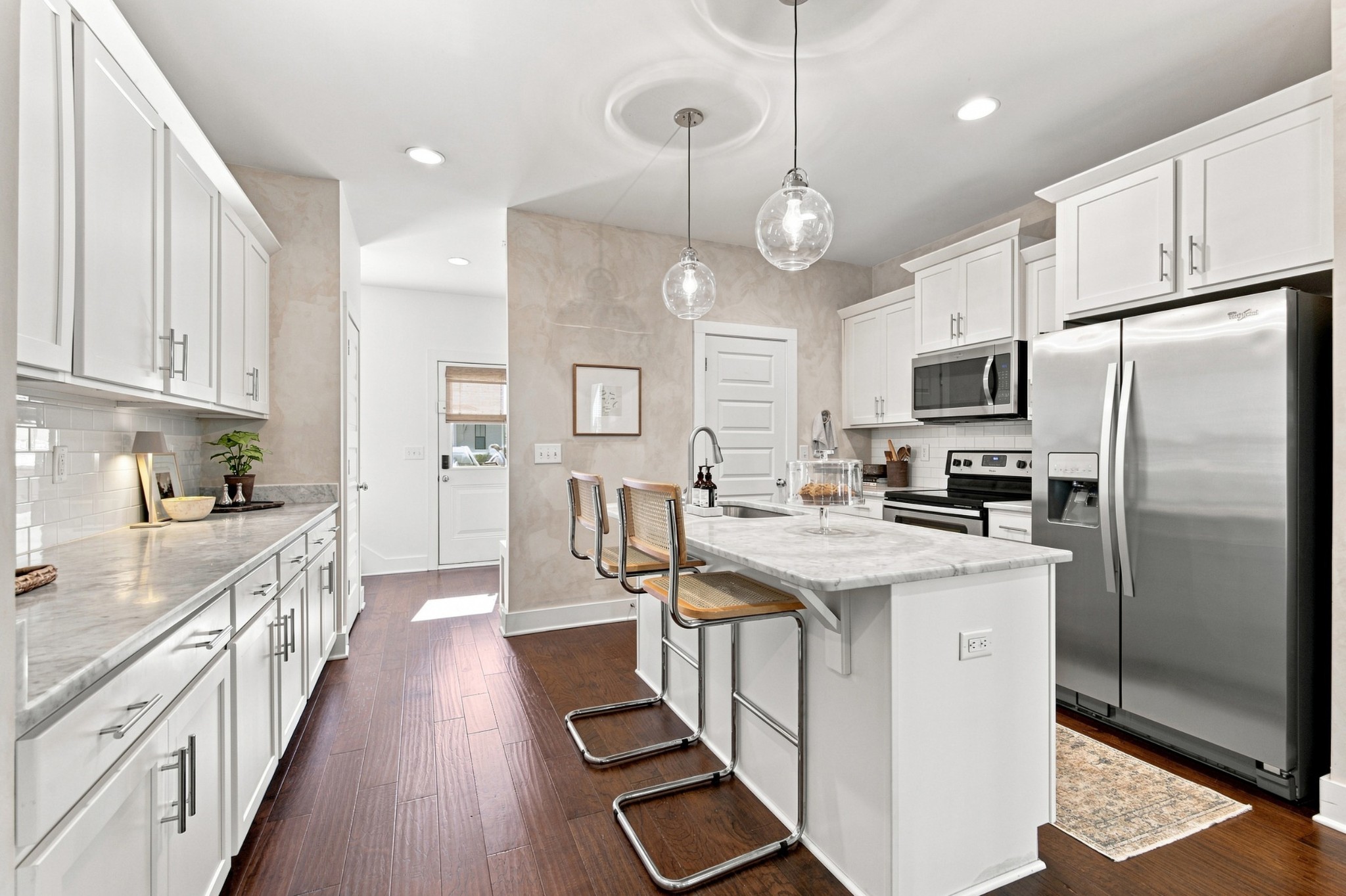 717 Cottage Park Dr