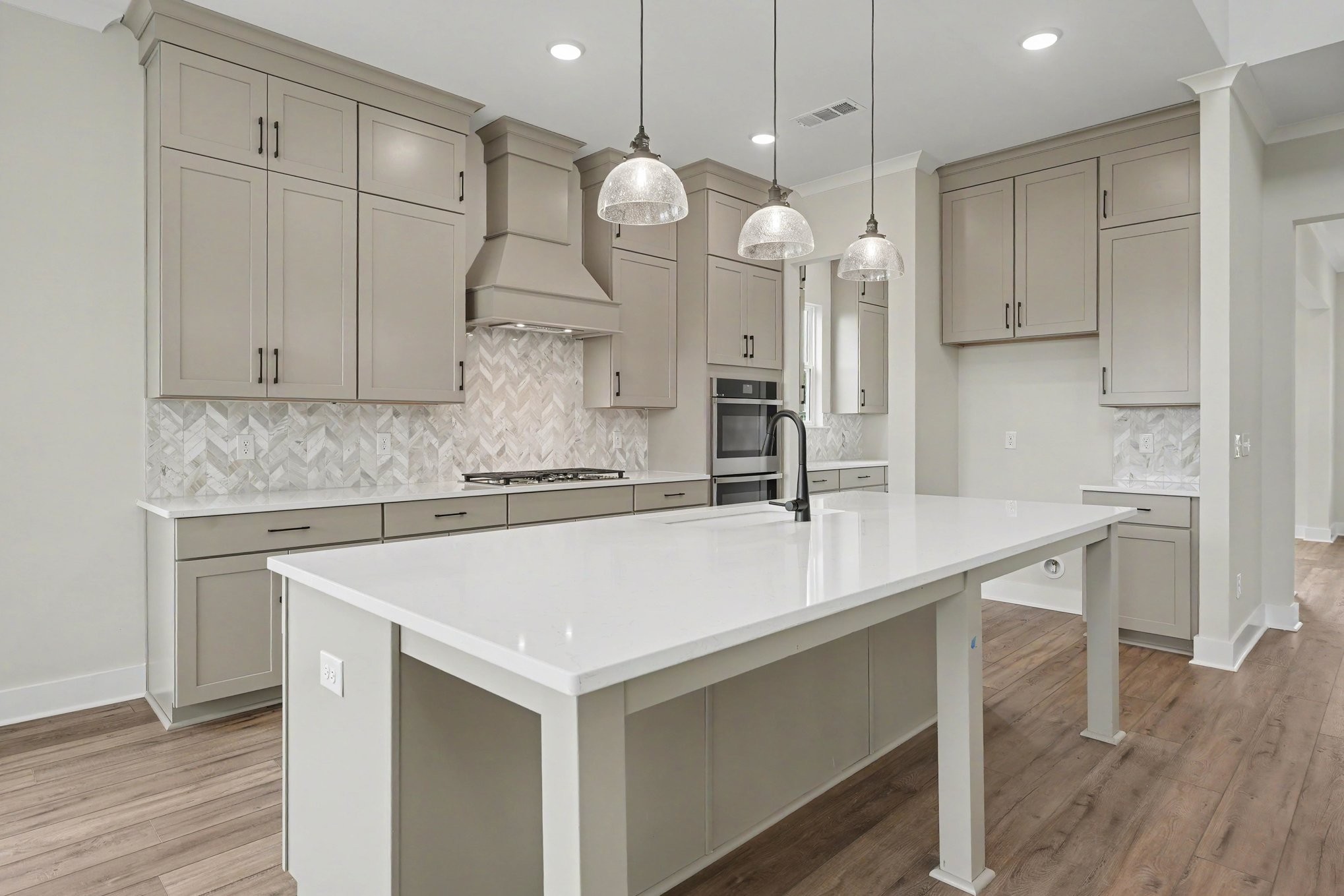 310 Eyak Ln