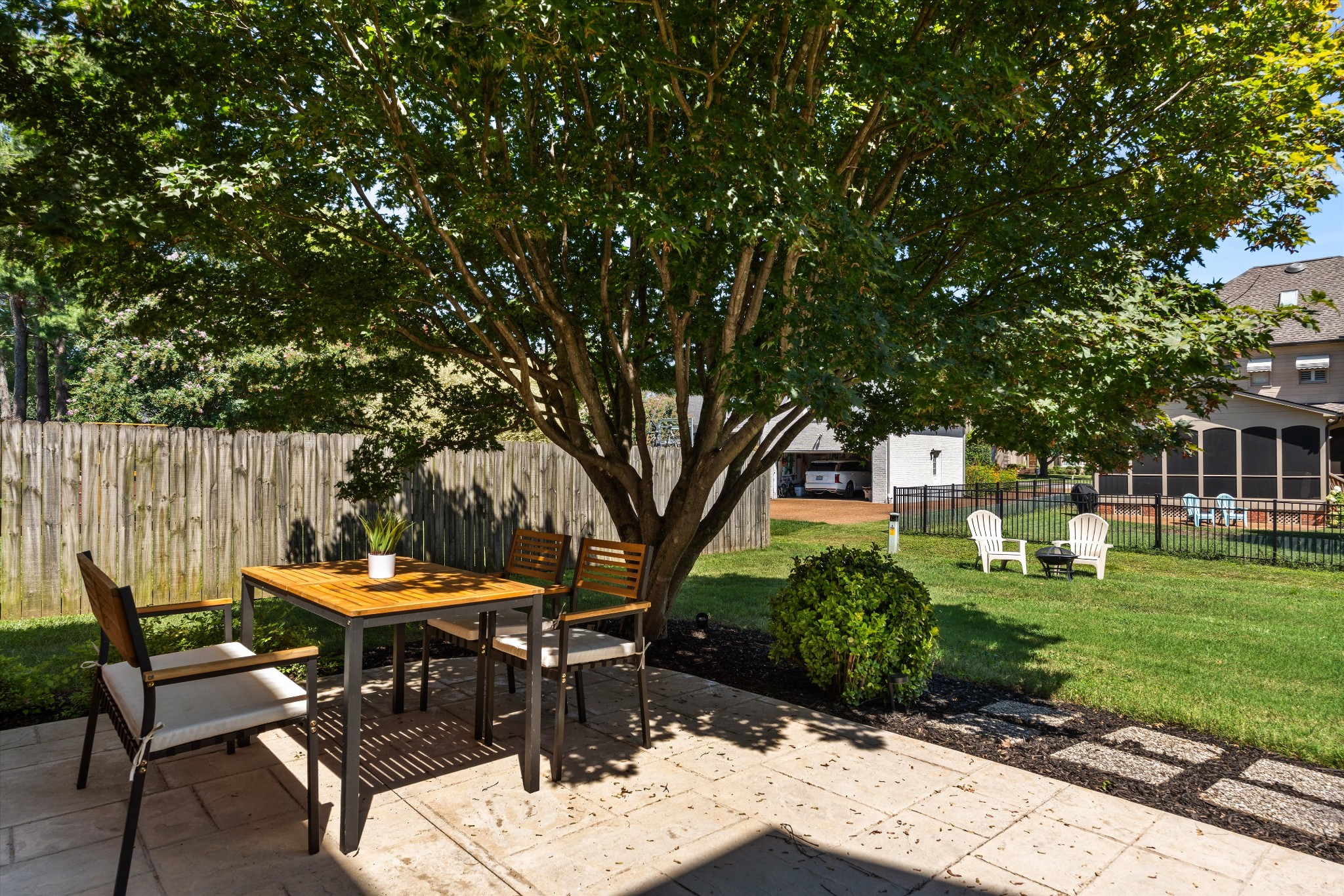 184 Scotsman Ln