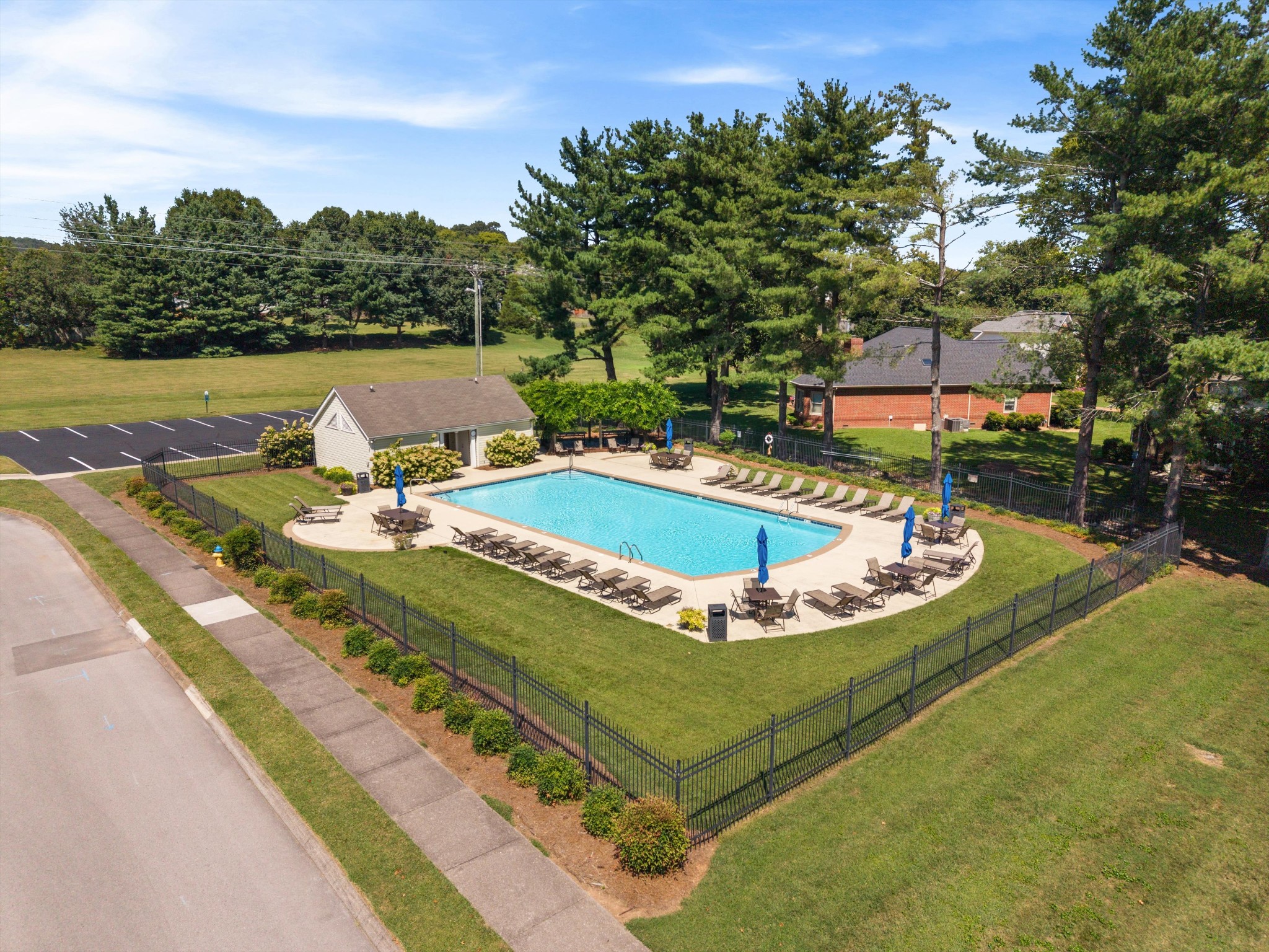 184 Scotsman Ln
