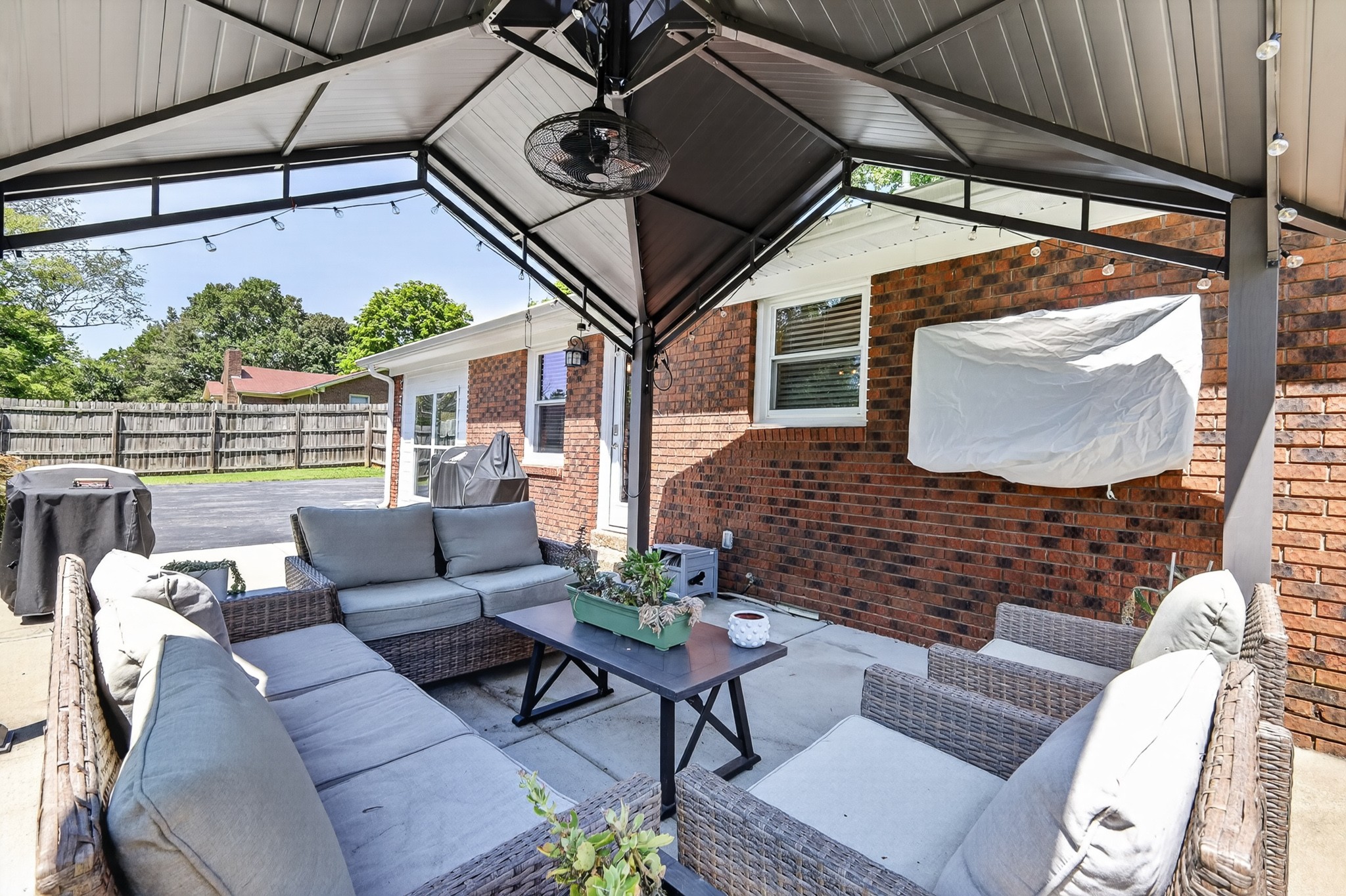 1311 Trinity Dr