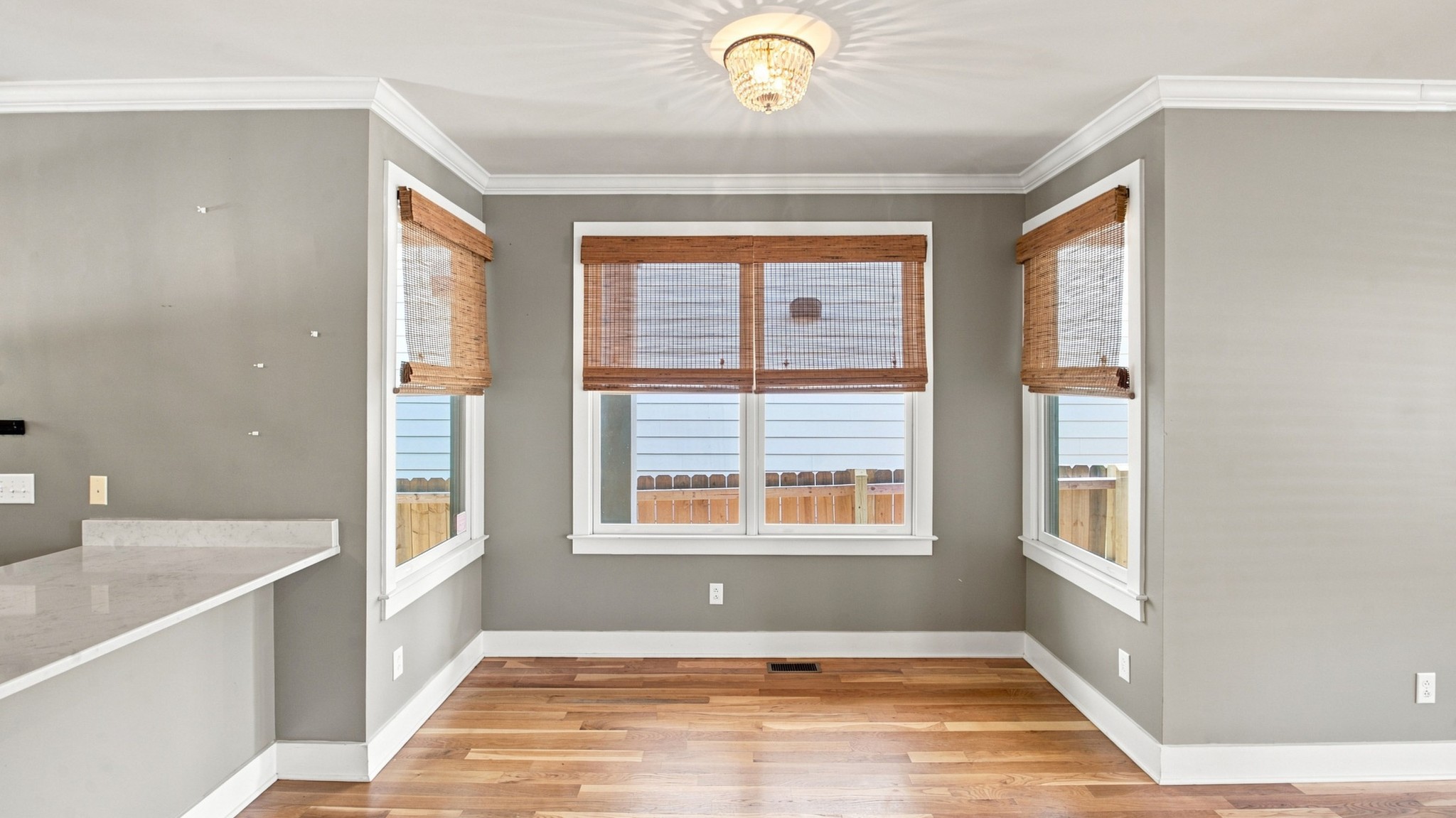 2950 Vaulx Ln