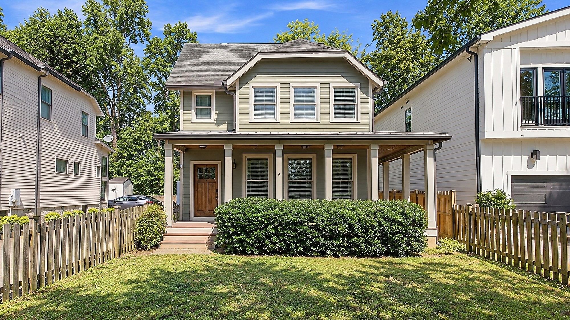 2950 Vaulx Ln