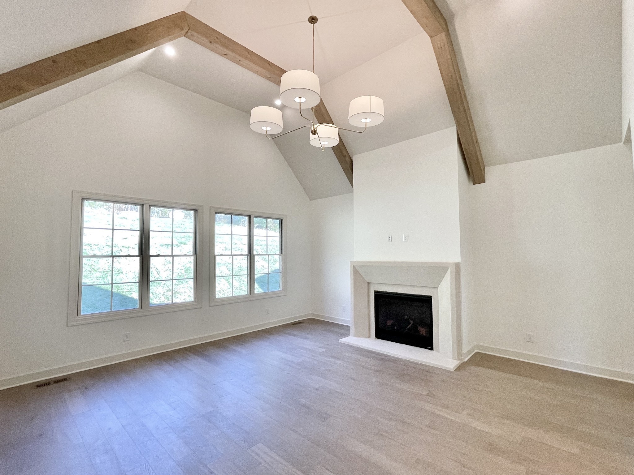 9682 Tiburon Dr