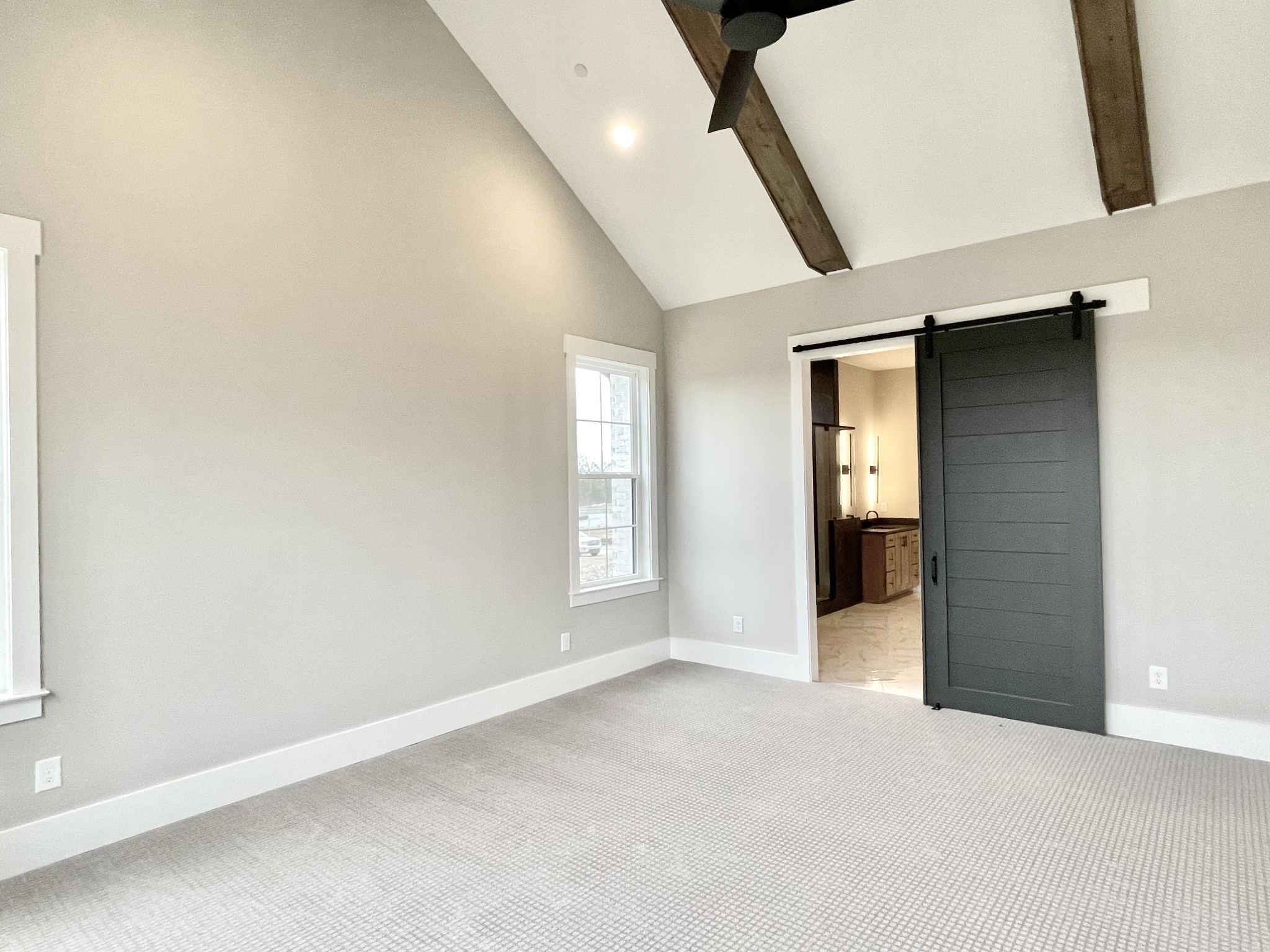 9682 Tiburon Dr