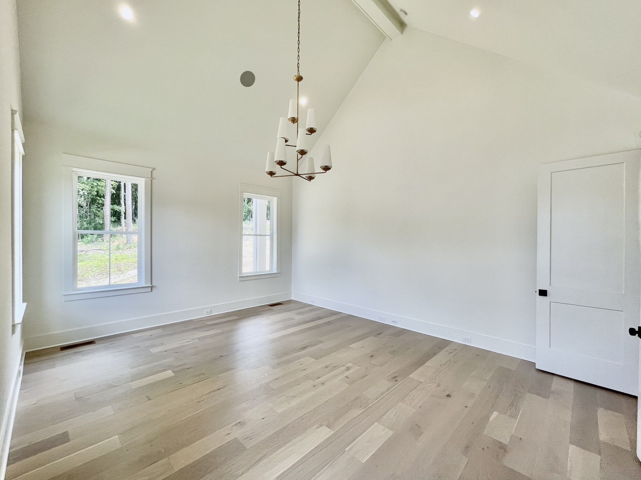 9682 Tiburon Dr