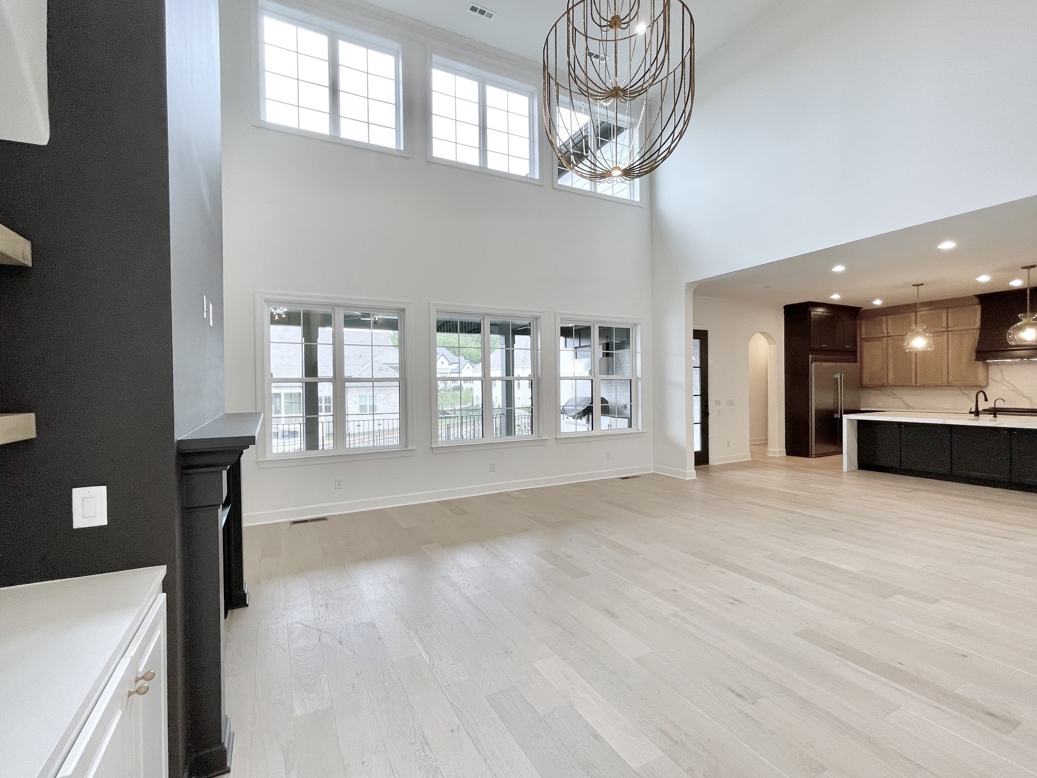 9682 Tiburon Dr