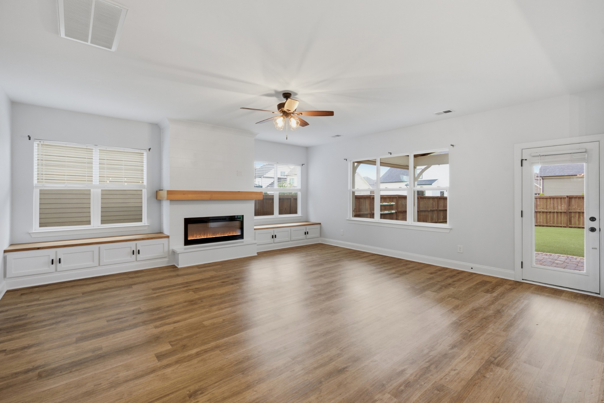4747 Swanson Ln