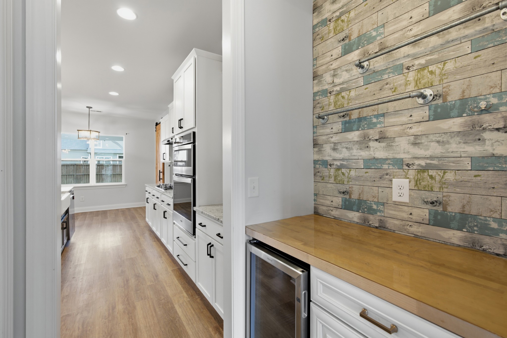 4747 Swanson Ln