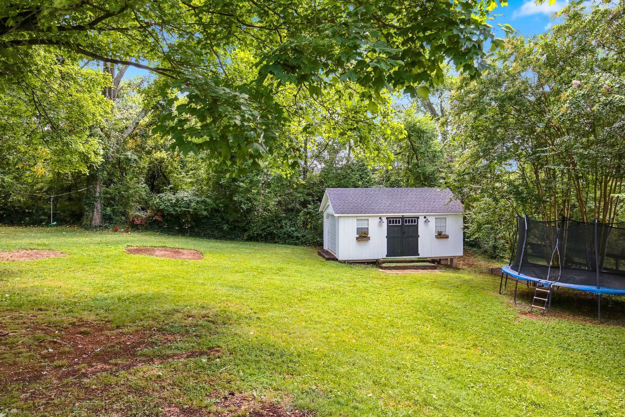 111 Rolynn Dr