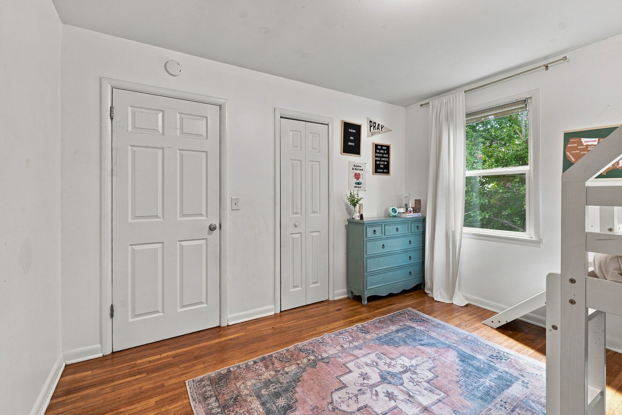 111 Rolynn Dr