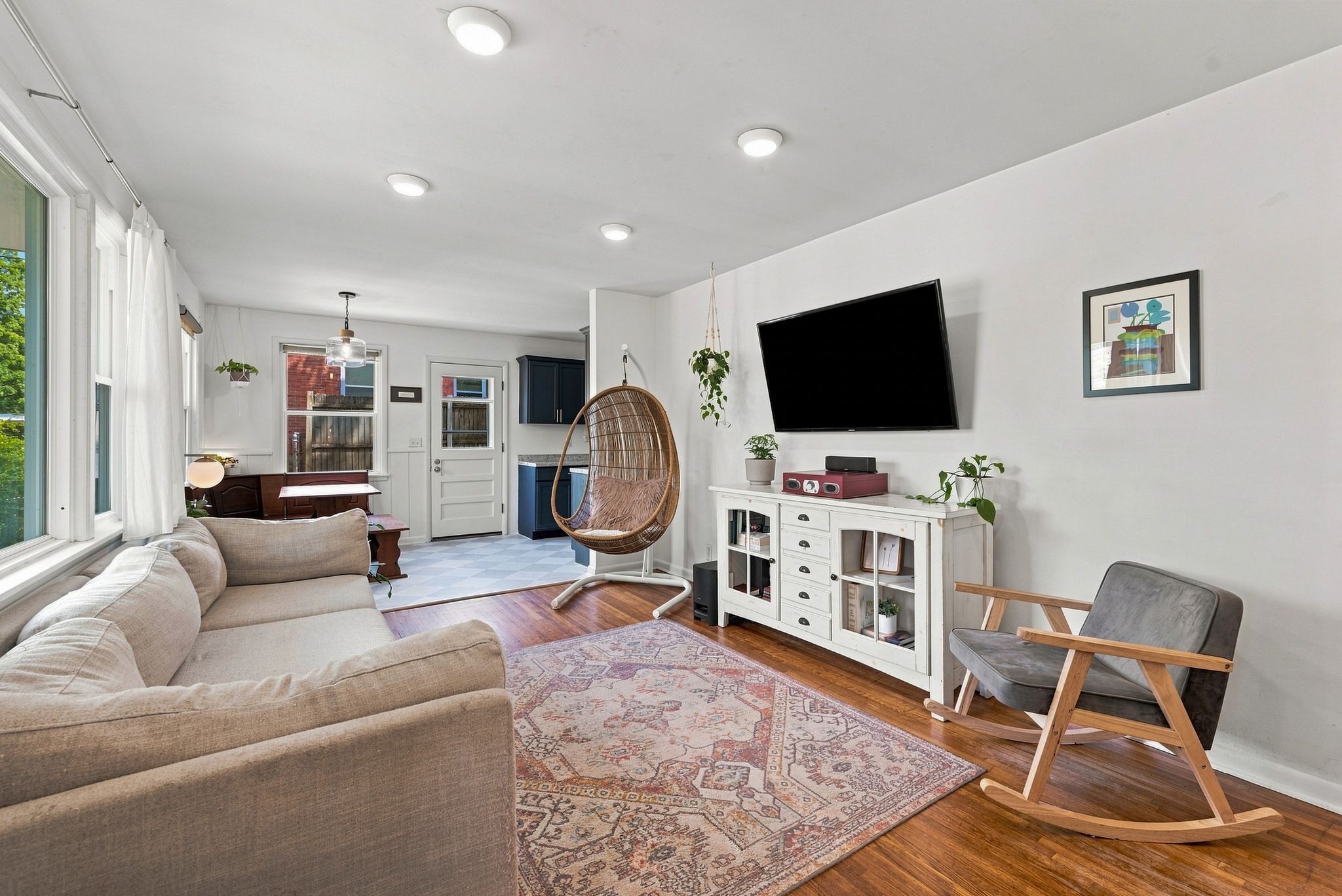 111 Rolynn Dr