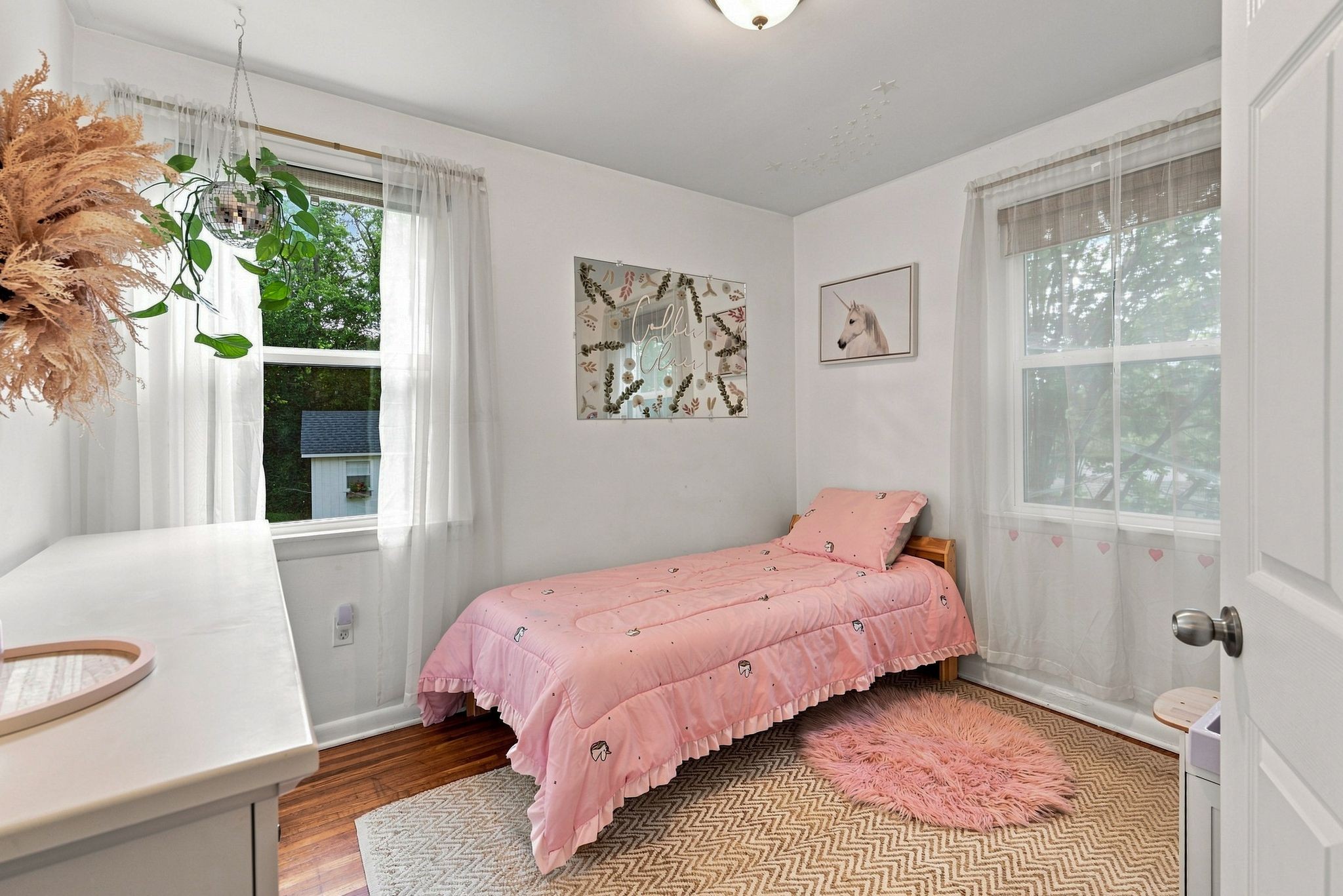 111 Rolynn Dr