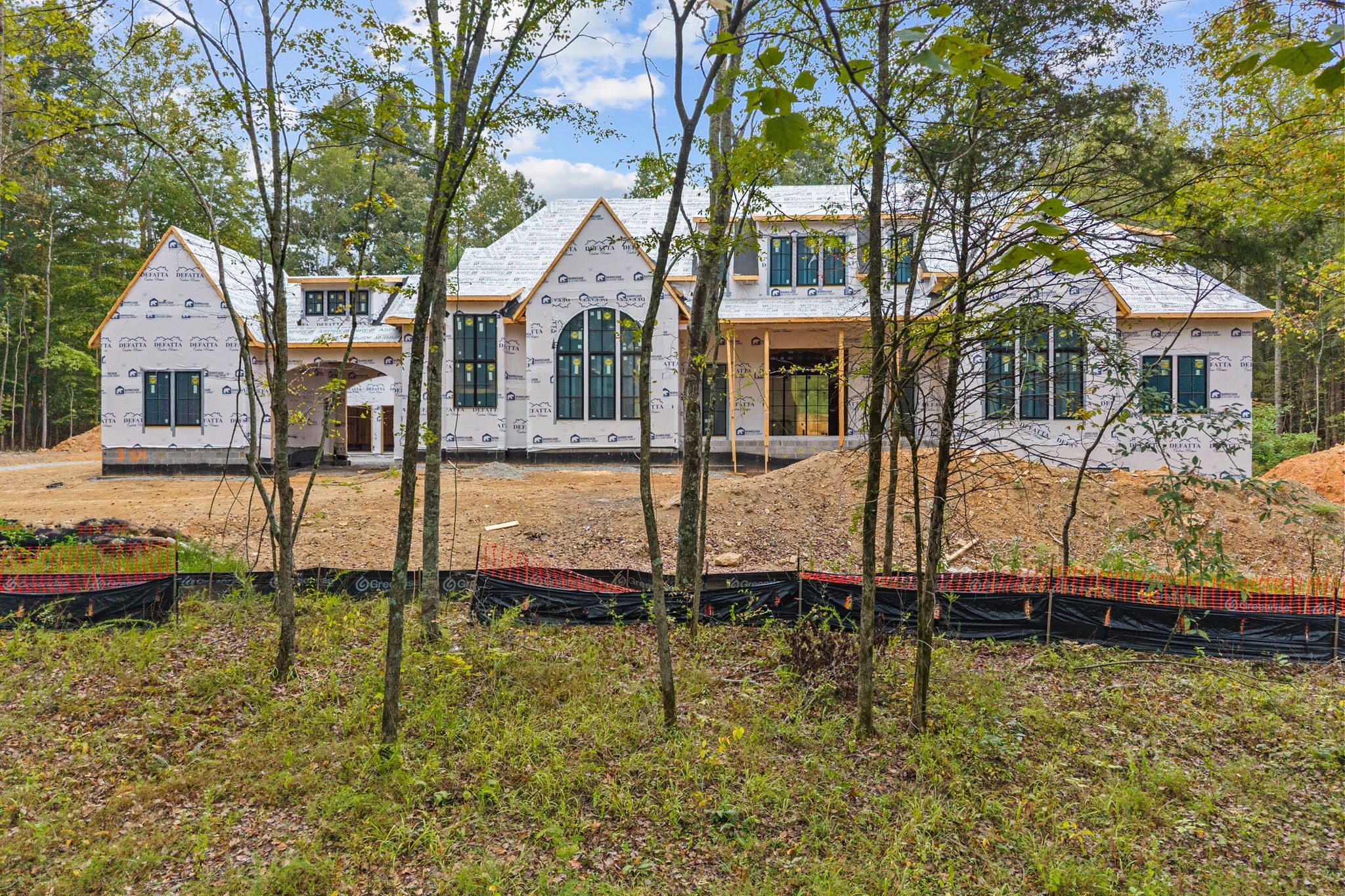 8013 Linda Ln