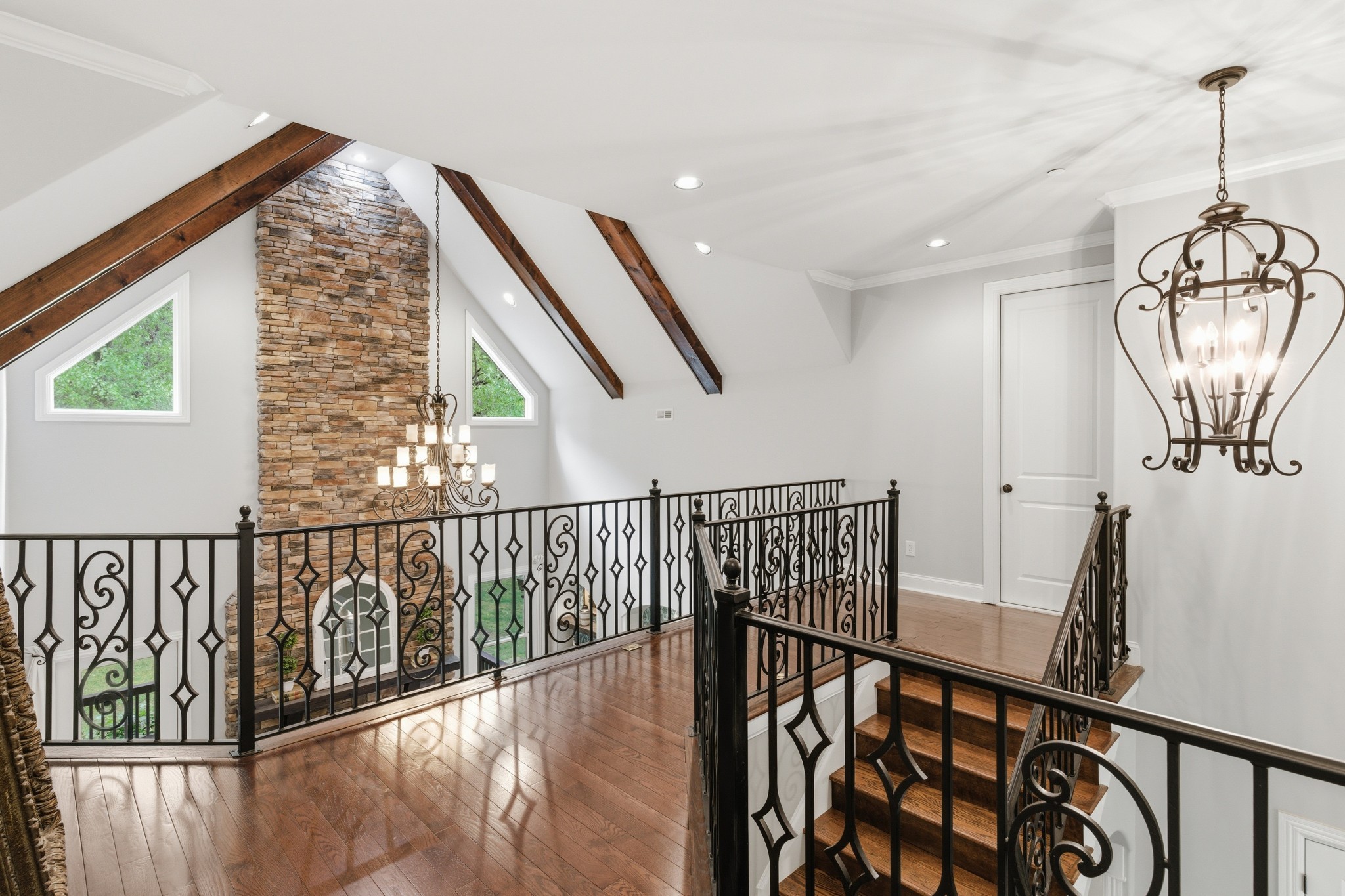 1024 Redmond Ct