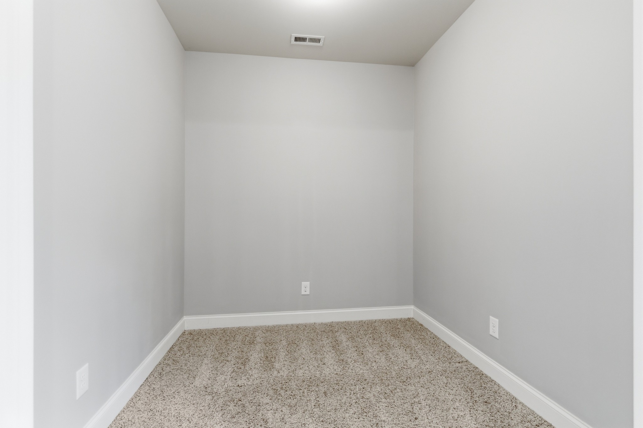 1024 Redmond Ct