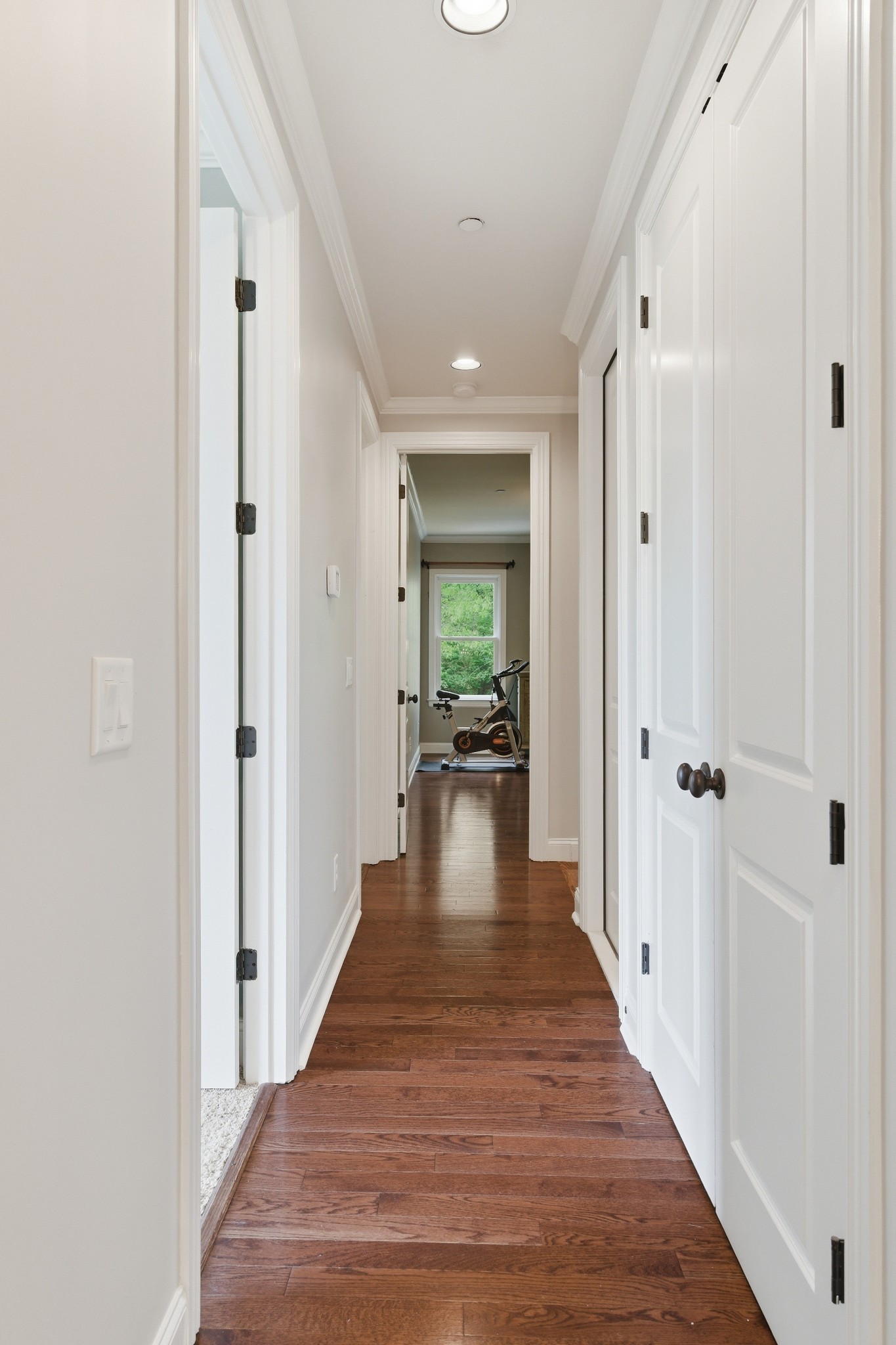 1024 Redmond Ct