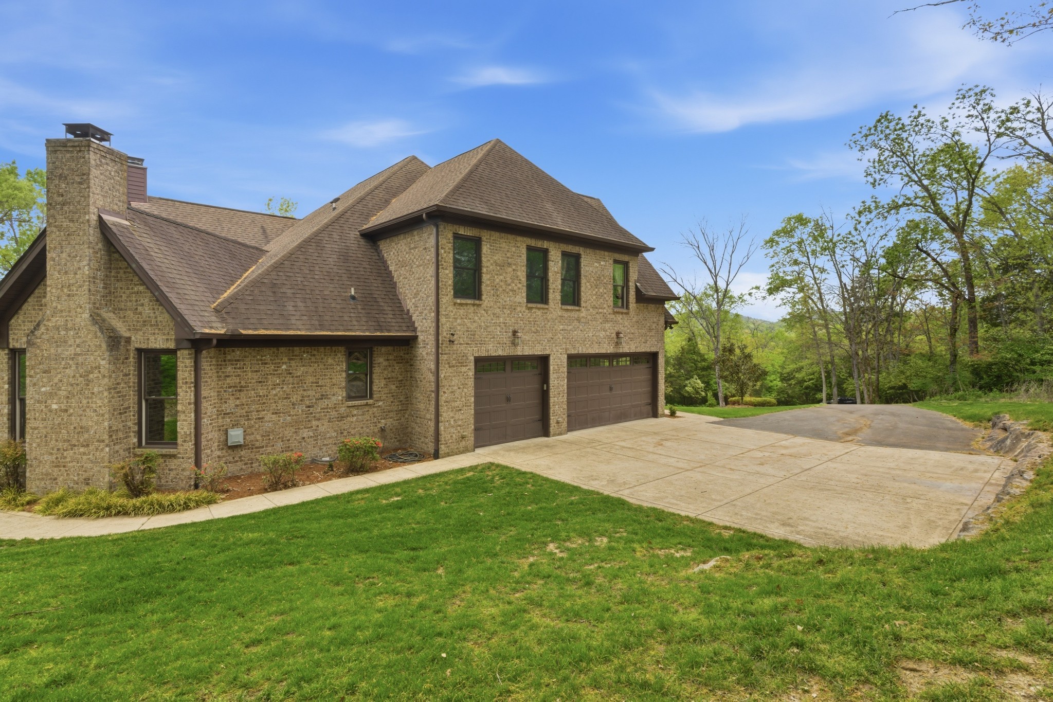 1024 Redmond Ct