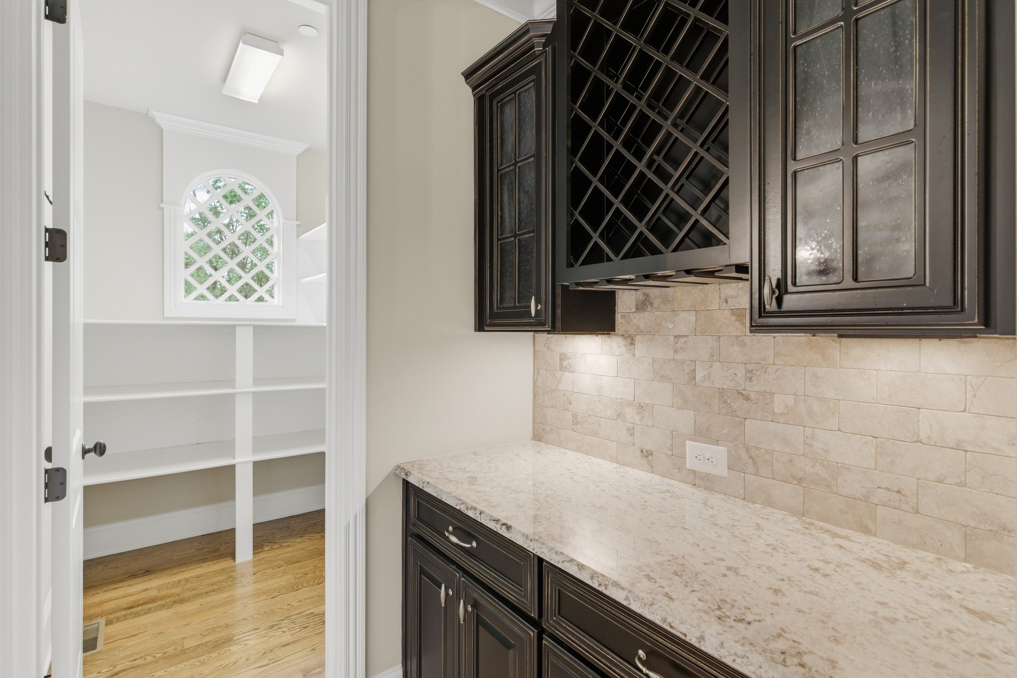 1024 Redmond Ct