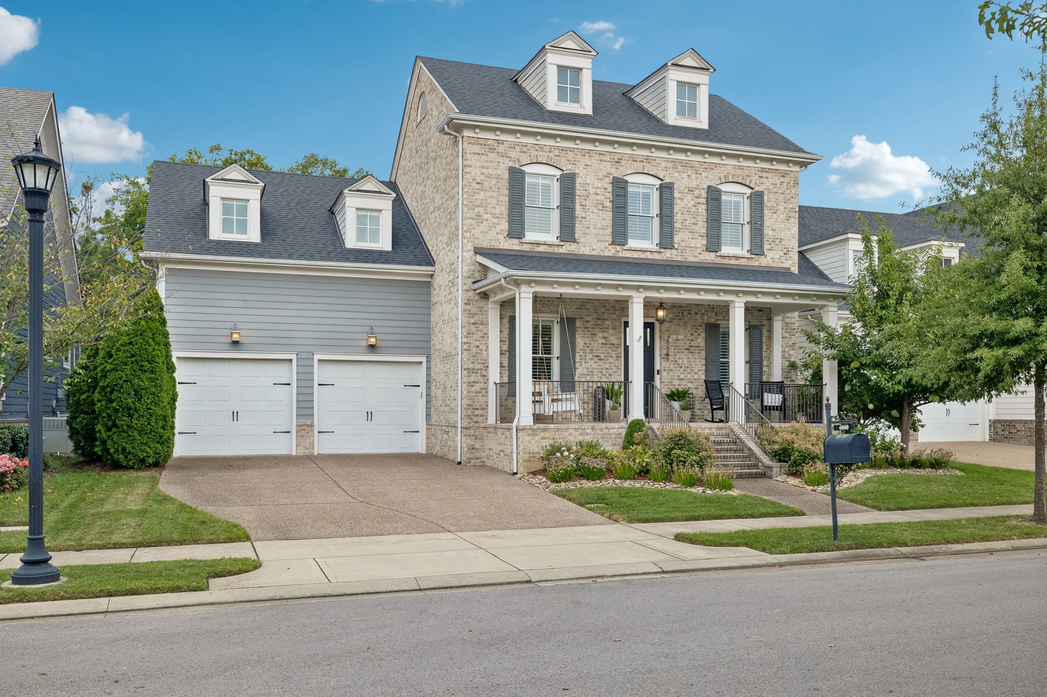 4000 Blossom Trail Ln