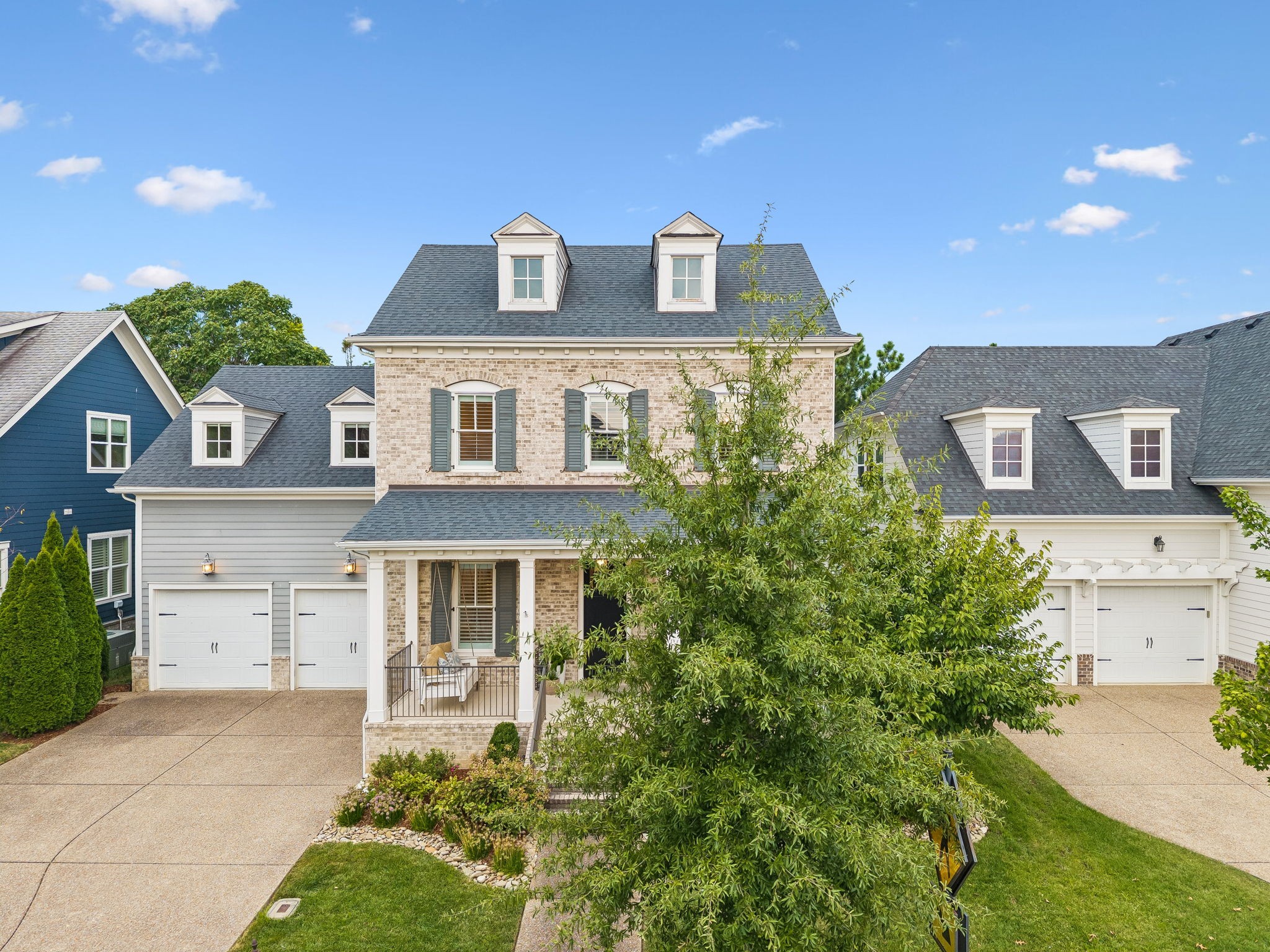 4000 Blossom Trail Ln