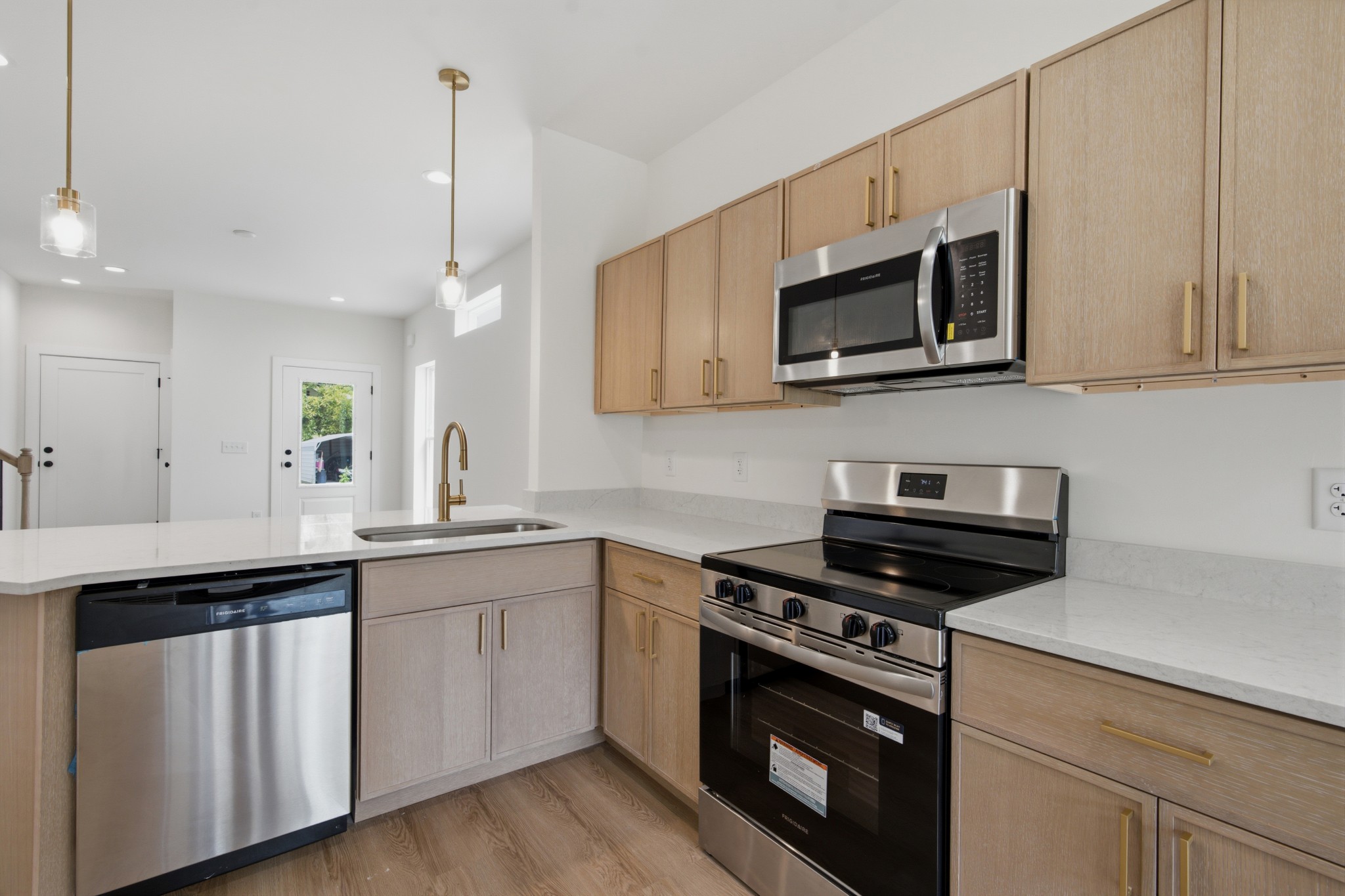 711 Demoss St Unit: A