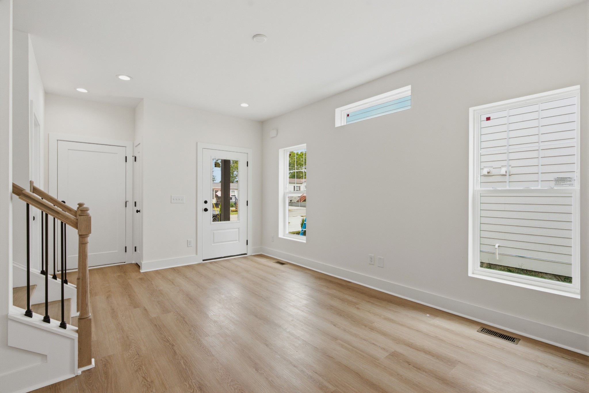 711 Demoss St Unit: A