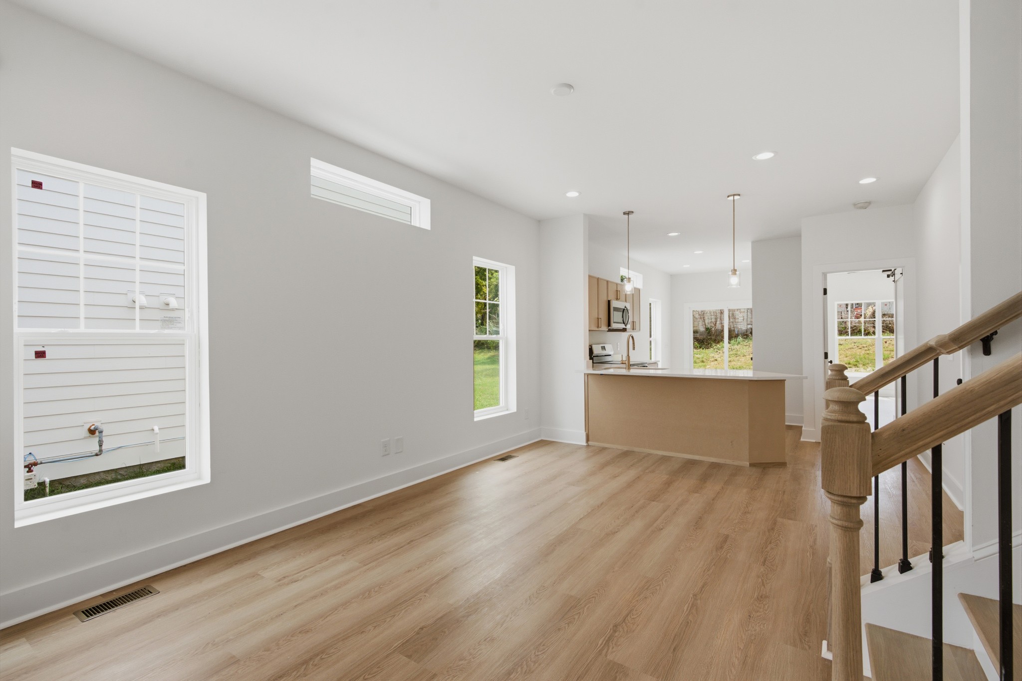 711 Demoss St Unit: A