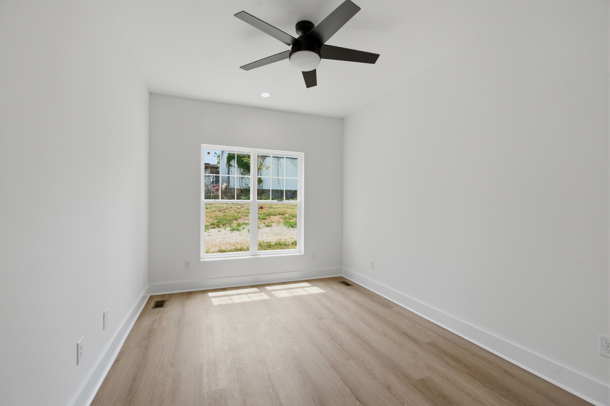 711 Demoss St Unit: A
